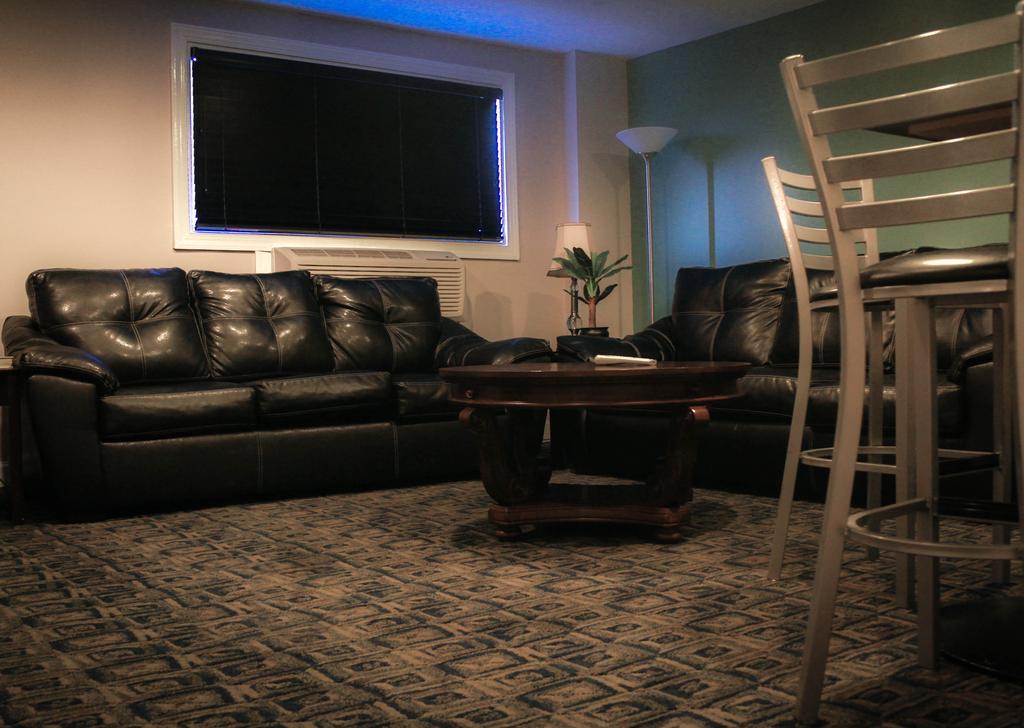 Rodeway Inn & Suites Williamsburg Central