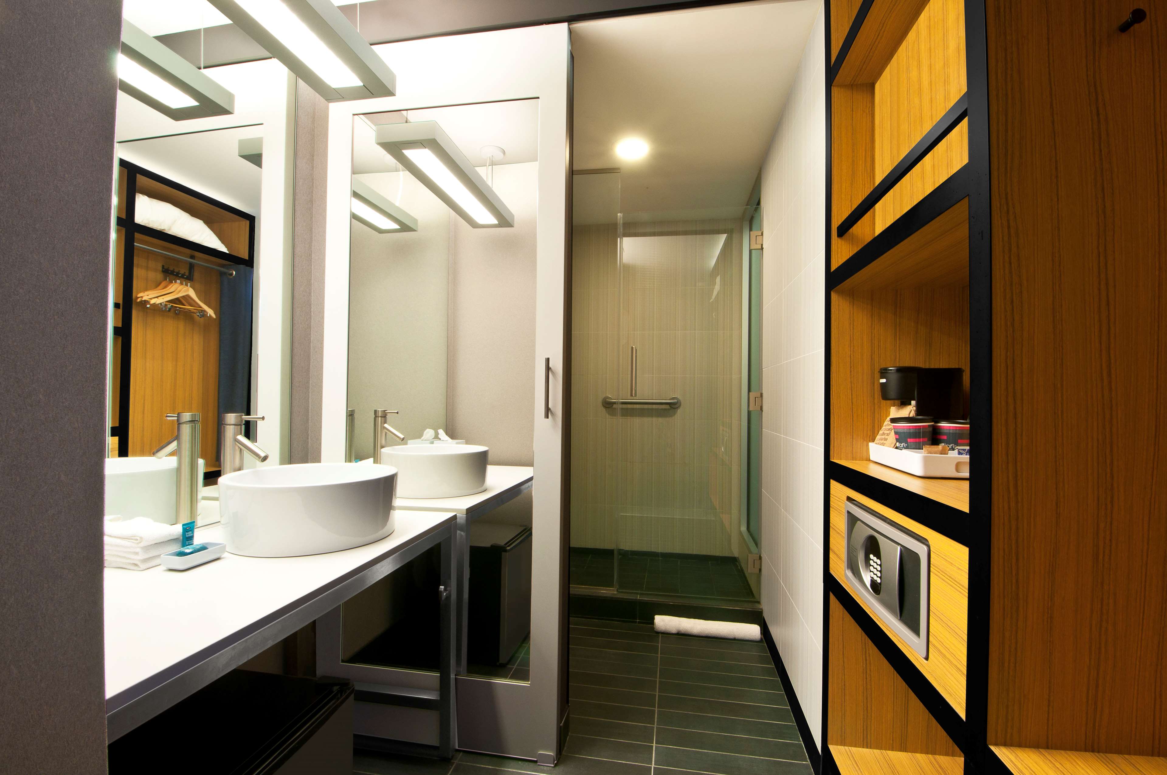 La Quinta Inn & Suites by Wyndham Winchester