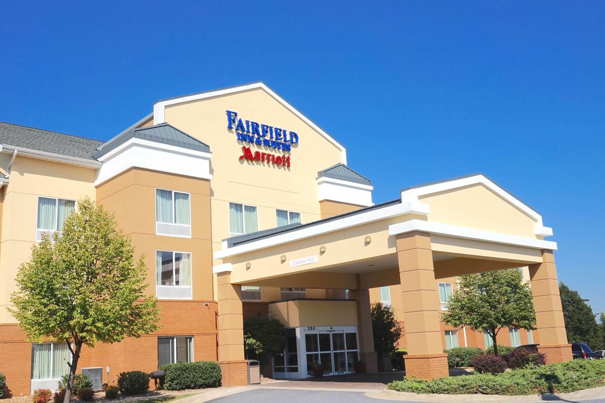 Fairfield Inn & Suites Winchester