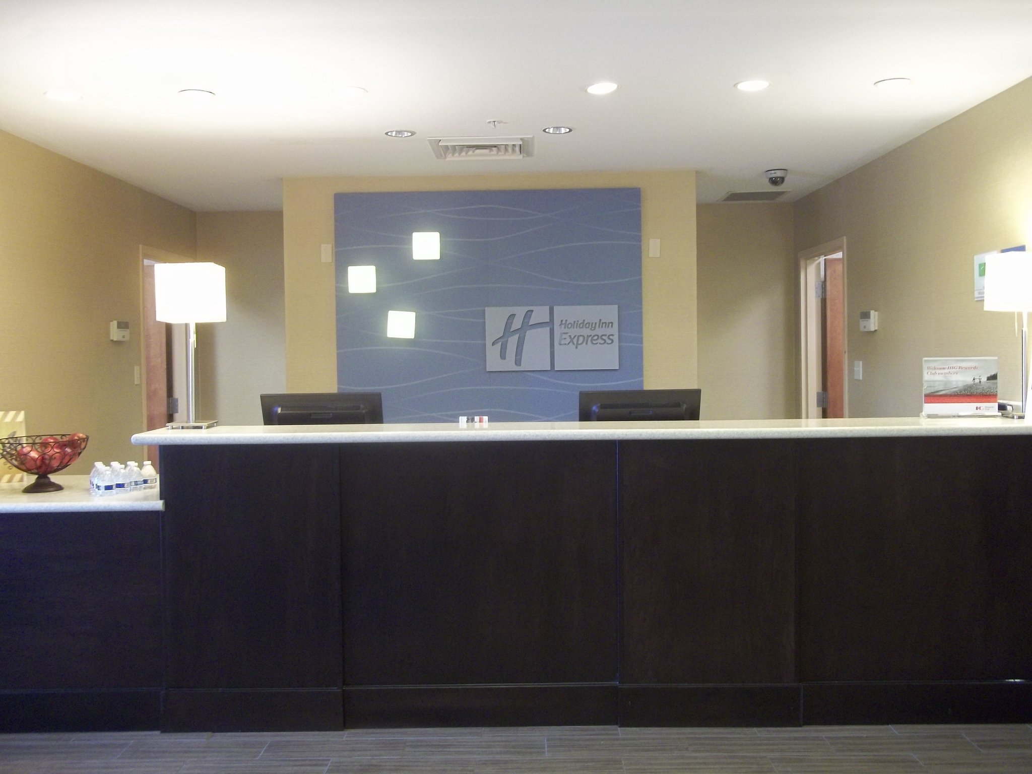 Holiday Inn Express & Suites Winchester