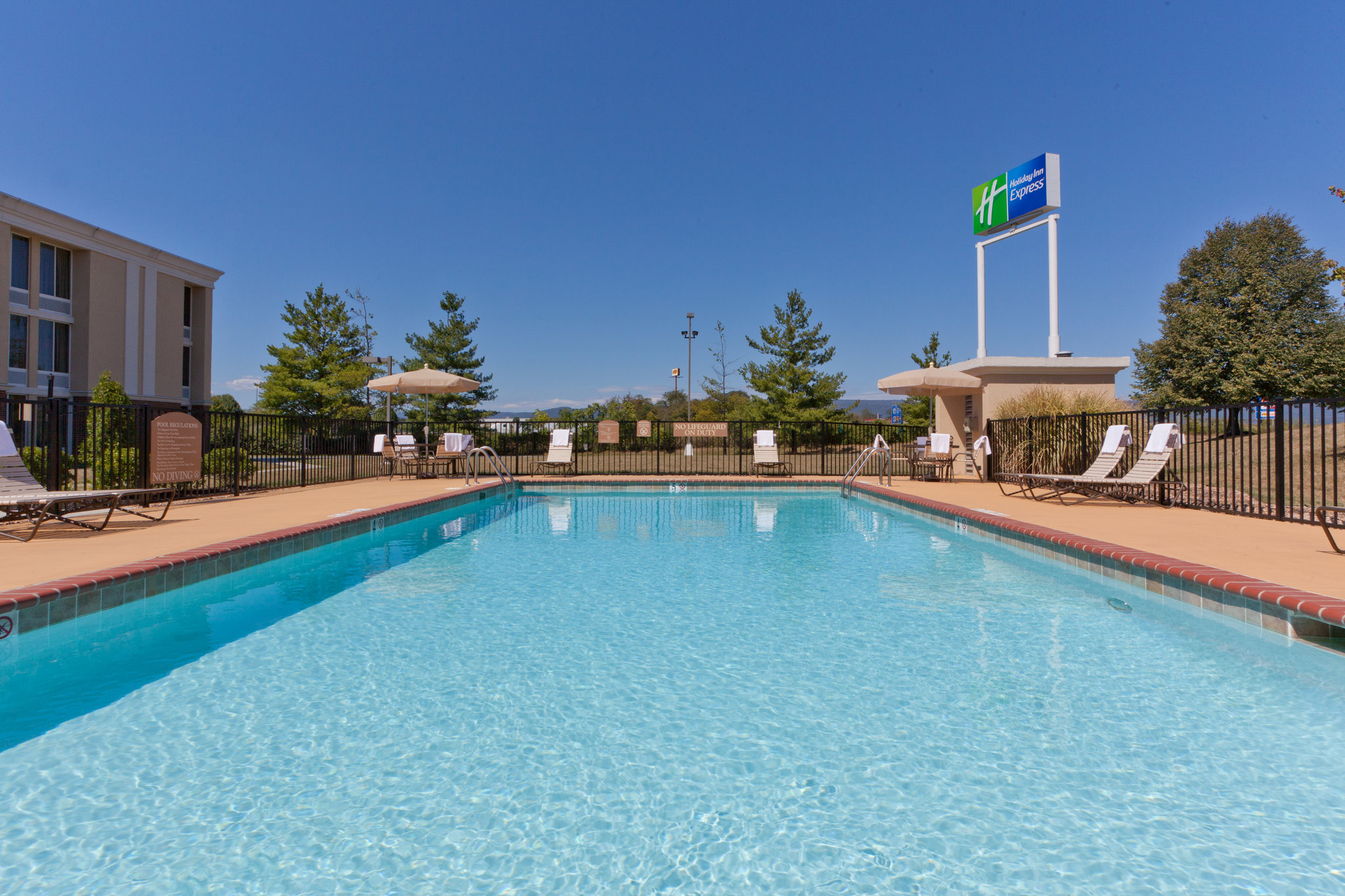 Holiday Inn Express Woodstock-Shenandoah Valley