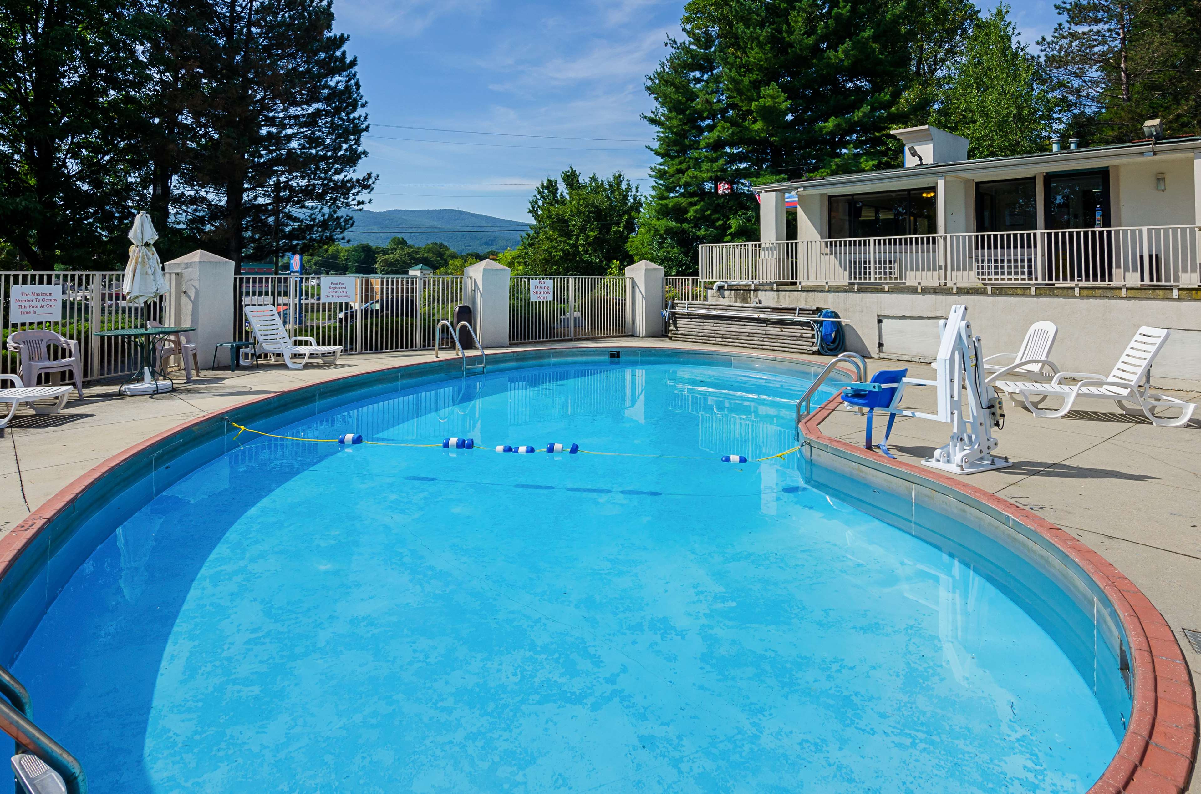 Rodeway Inn