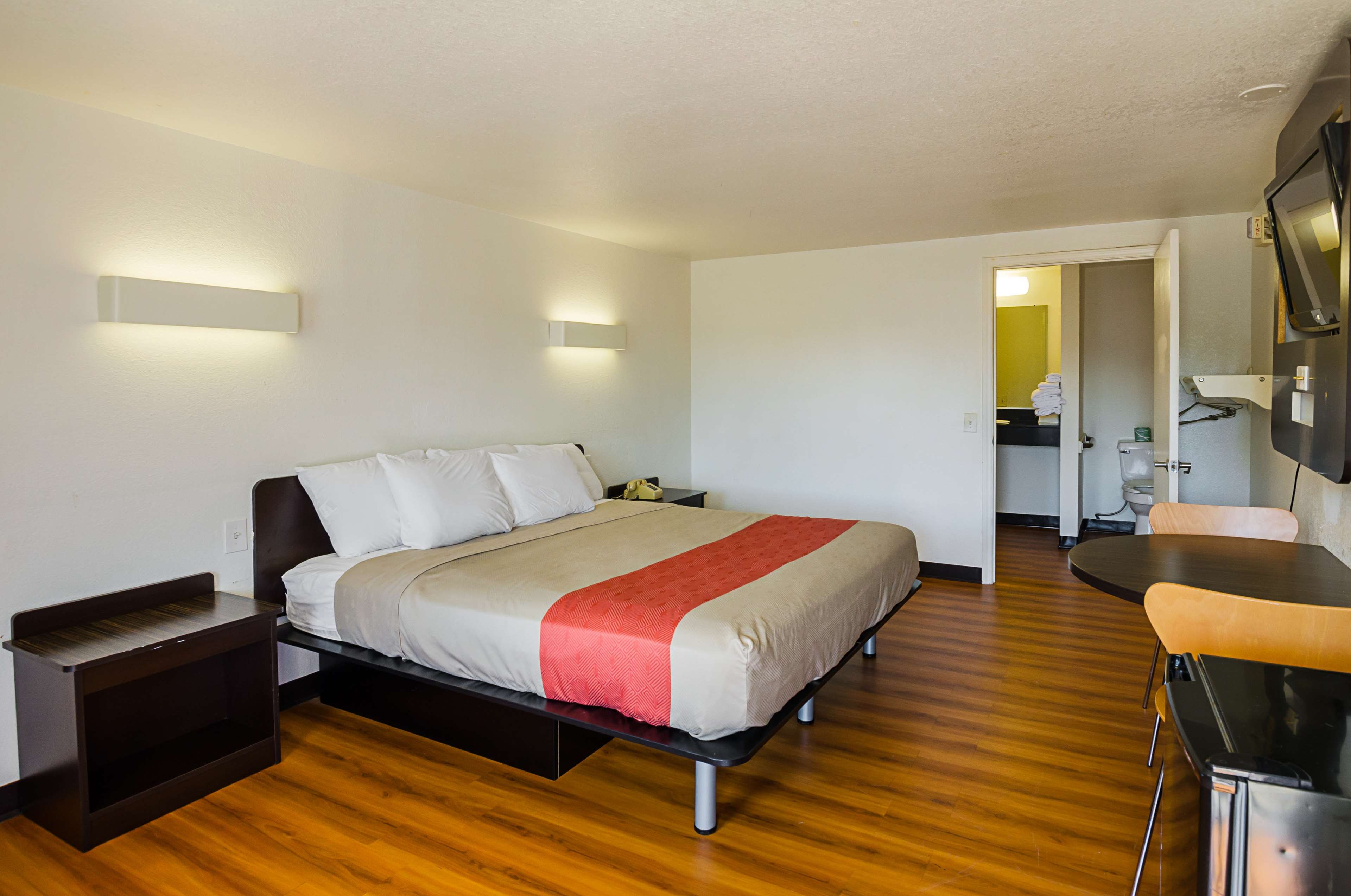 Rodeway Inn