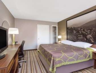Super 8 by Wyndham Wytheville