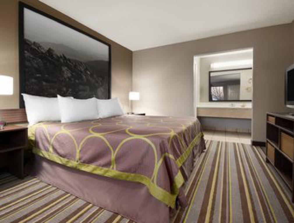 Super 8 by Wyndham Wytheville