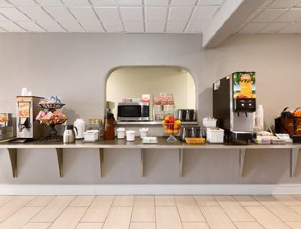 Super 8 by Wyndham Wytheville