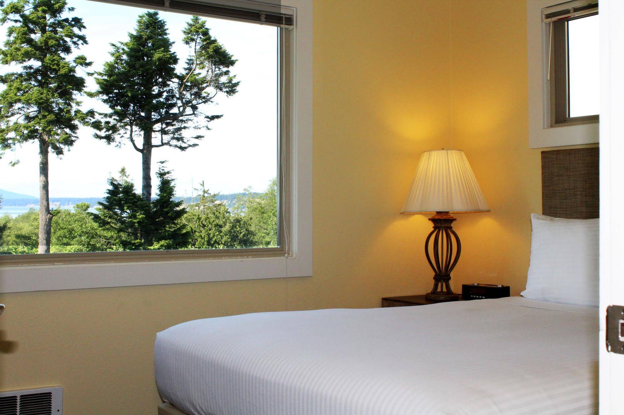 Anacortes Ship Harbor Inn