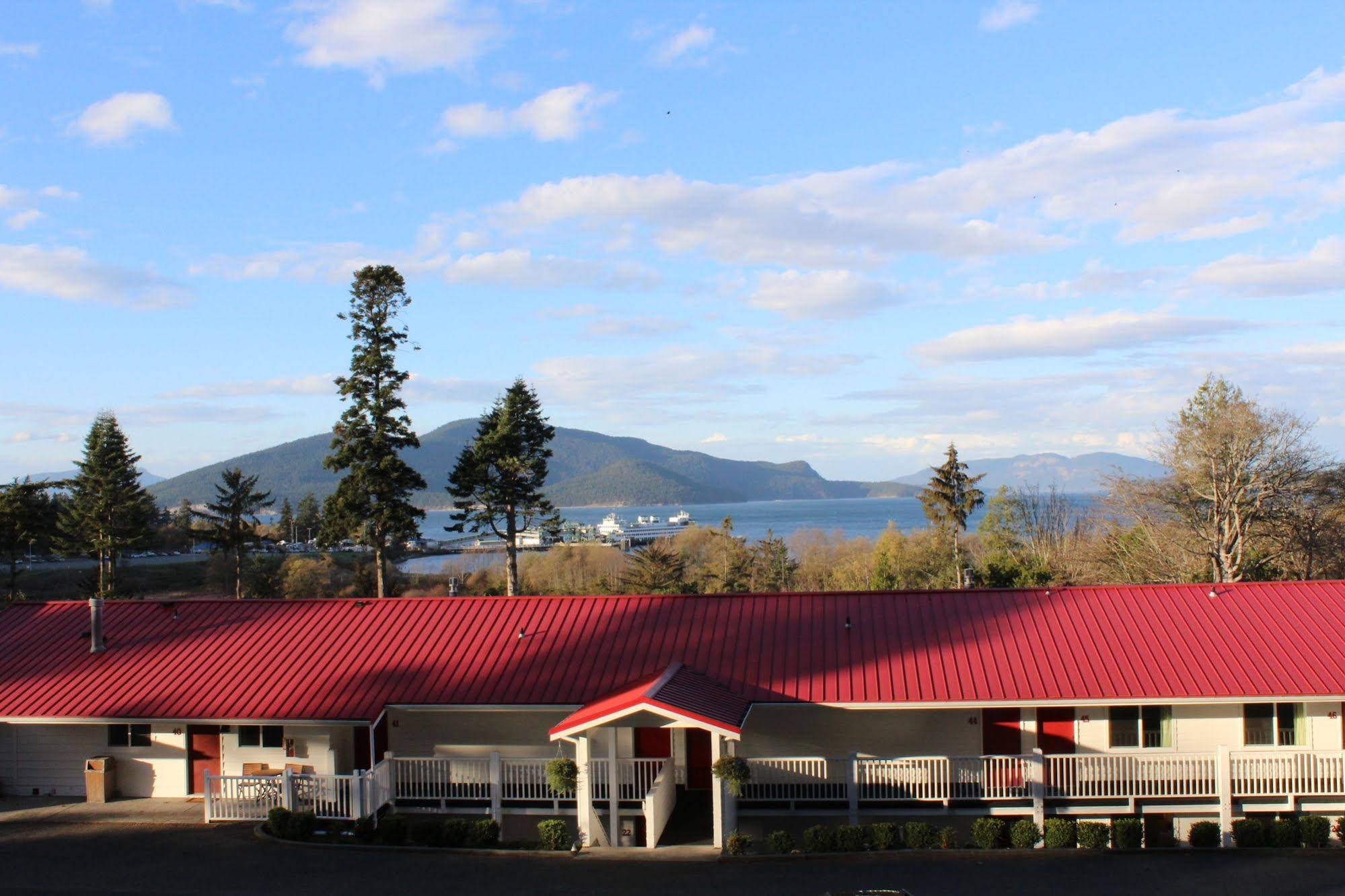 Anacortes Ship Harbor Inn
