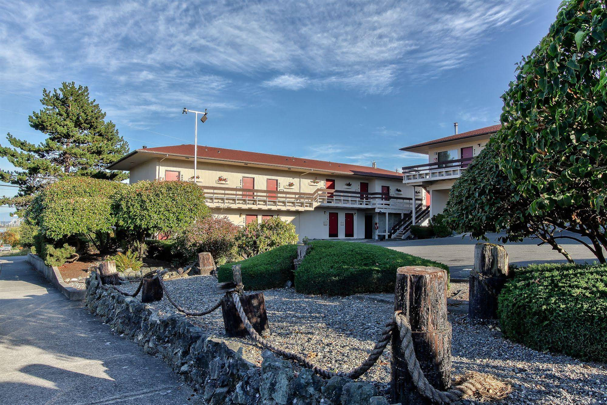 Islands Inn