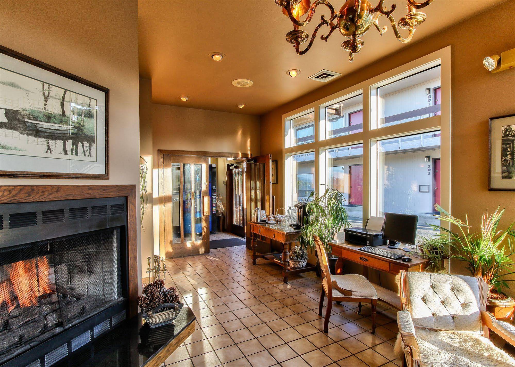 Islands Inn