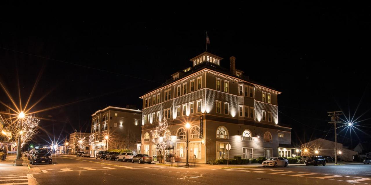 Majestic Inn & Spa