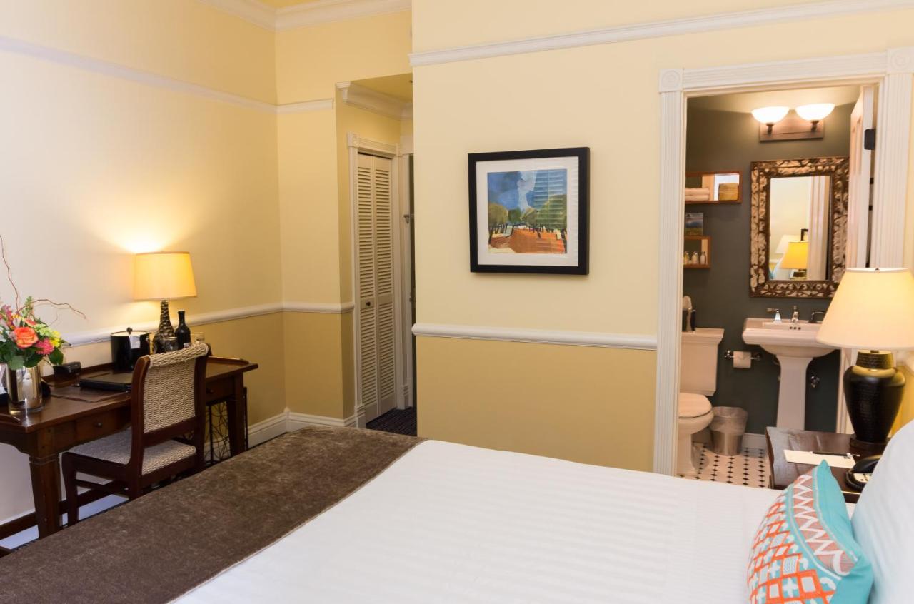 Majestic Inn & Spa