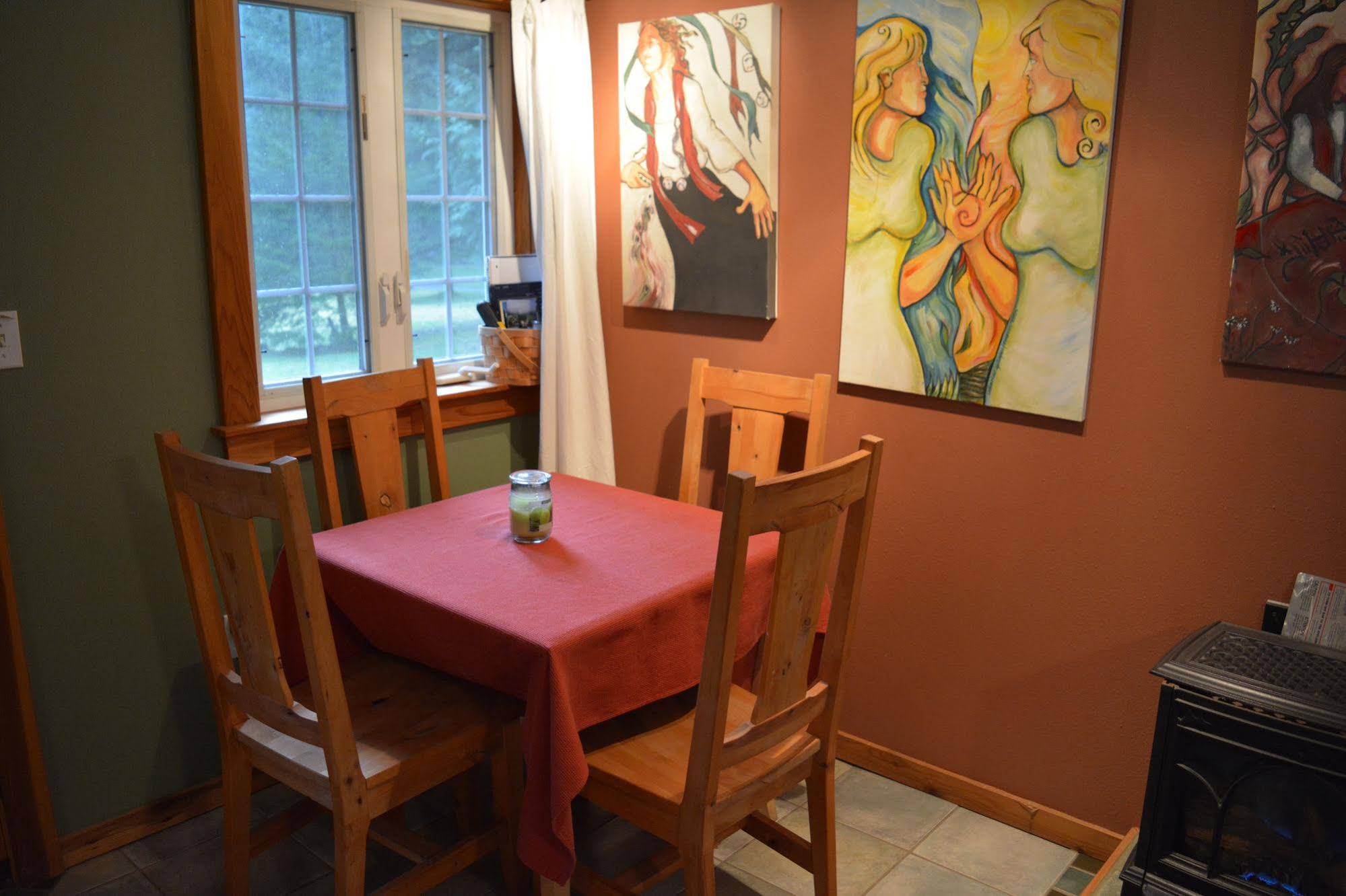 Copper Creek Inn, Cabins and Lodge