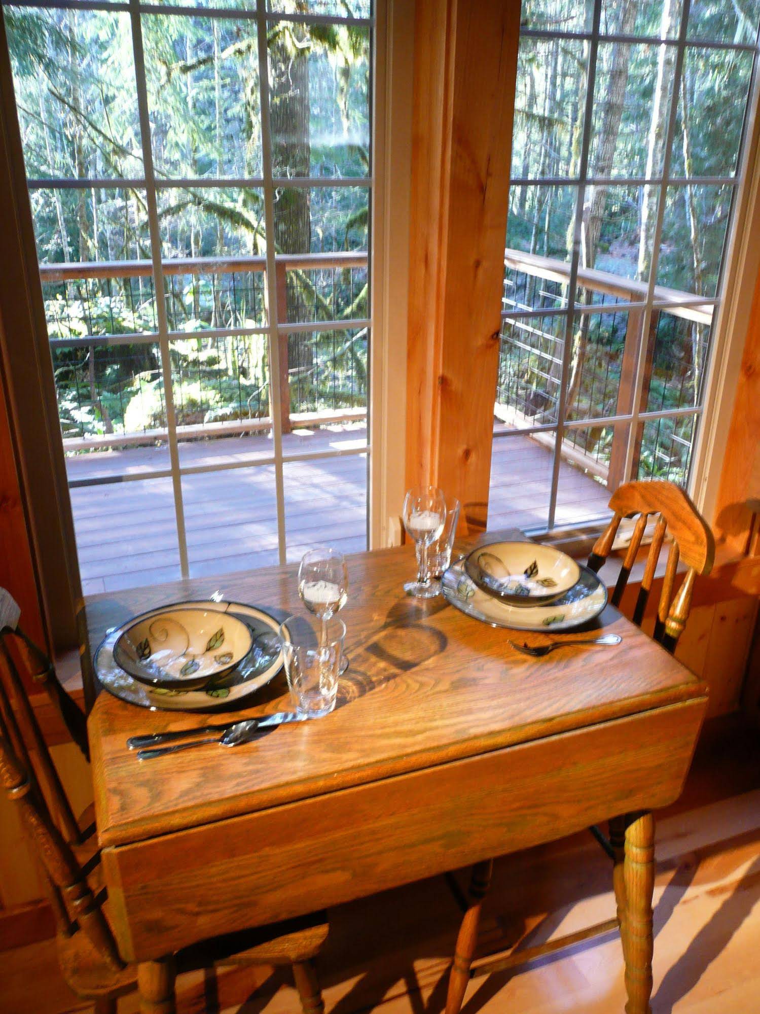 Copper Creek Inn, Cabins and Lodge
