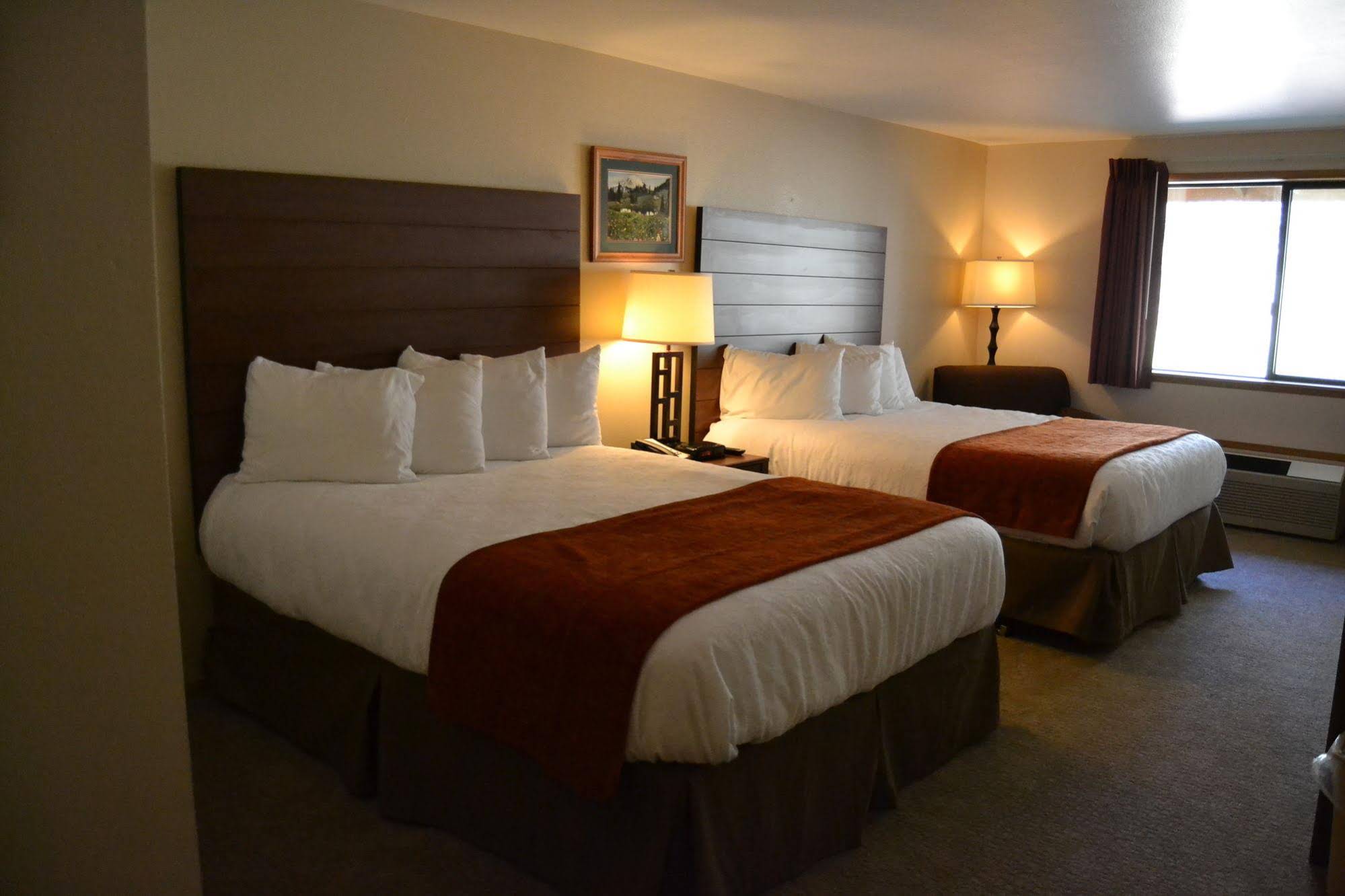 Nisqually Lodge