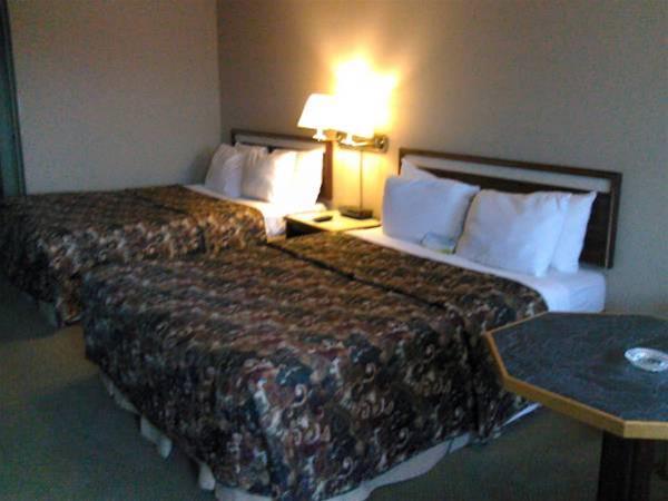 Days Inn by Wyndham Auburn