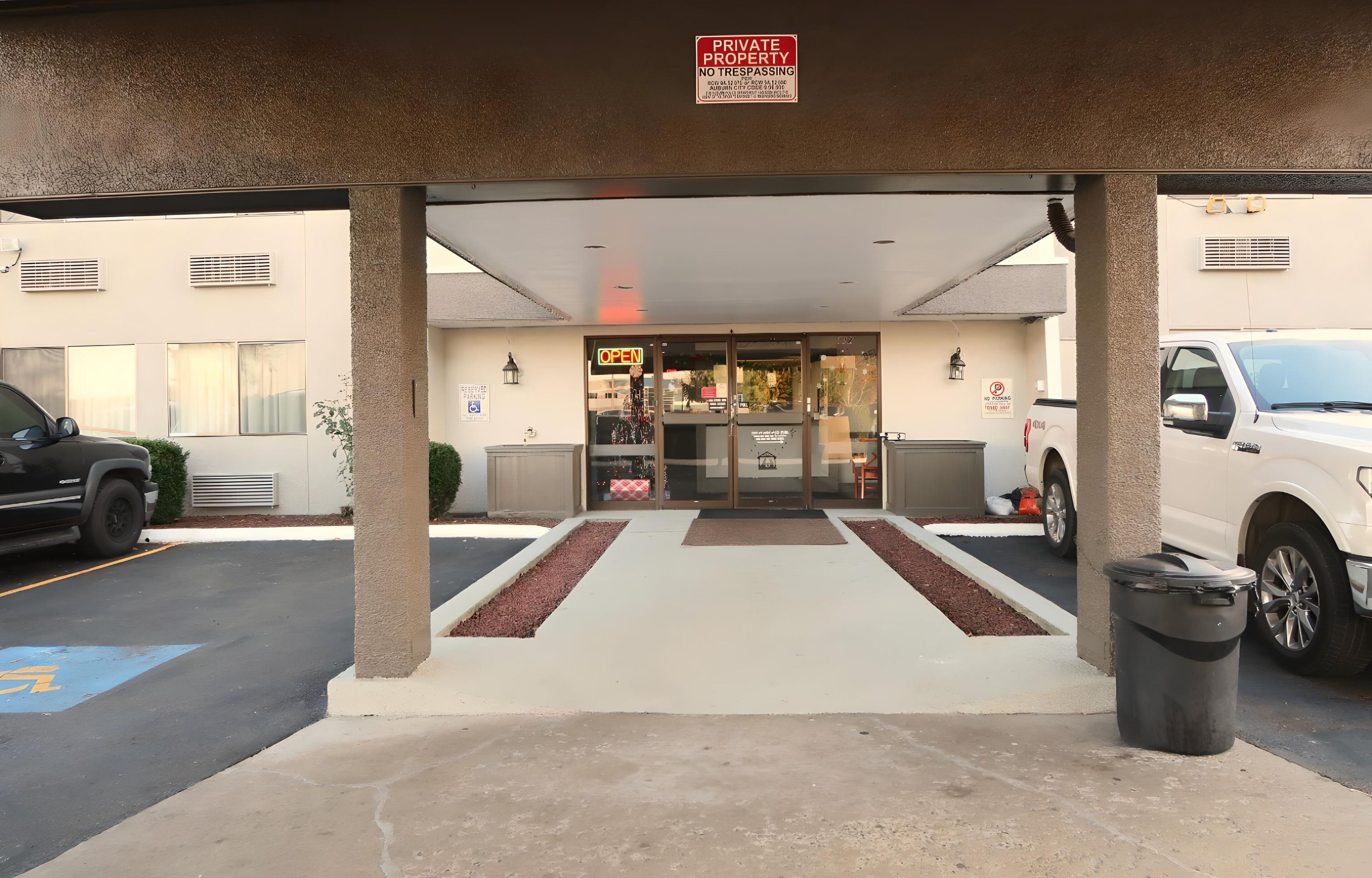 Economy Inn Auburn