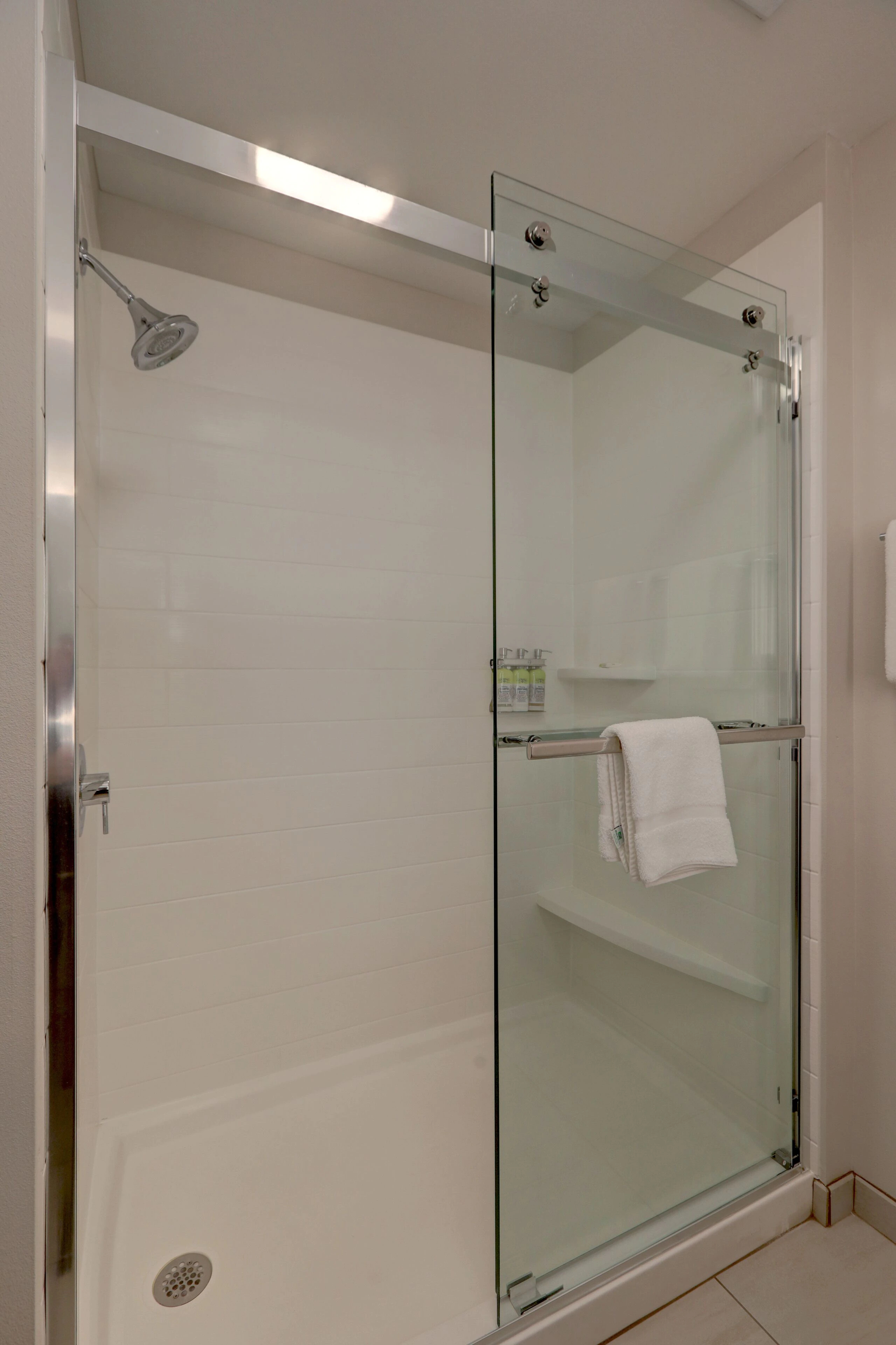 Holiday Inn Express & Suites Auburn Downtown
