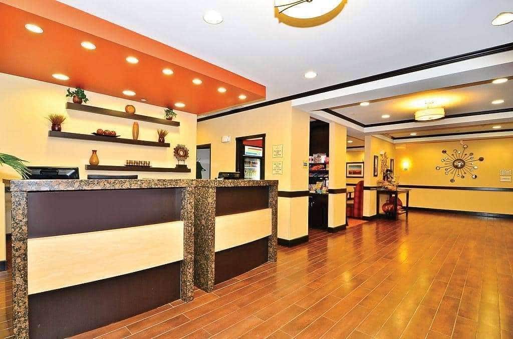La Quinta Inn & Suites by Wyndham Auburn
