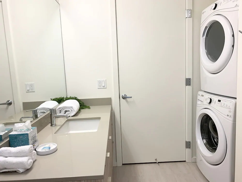 Domicile Suites at Venn on Main