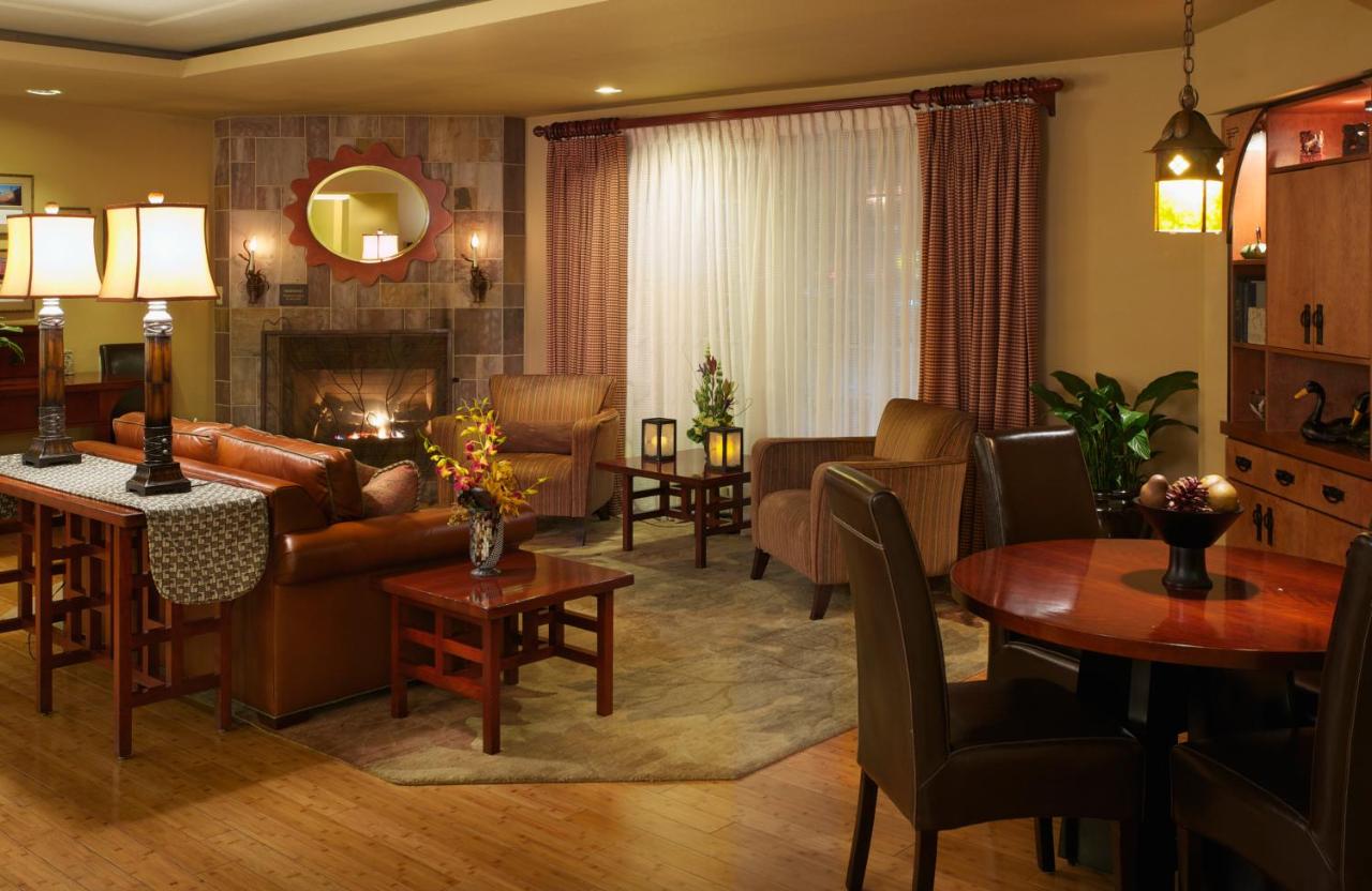 Larkspur Landing Bellevue