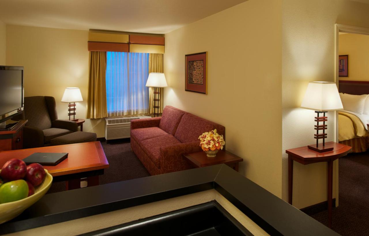 Larkspur Landing Bellevue