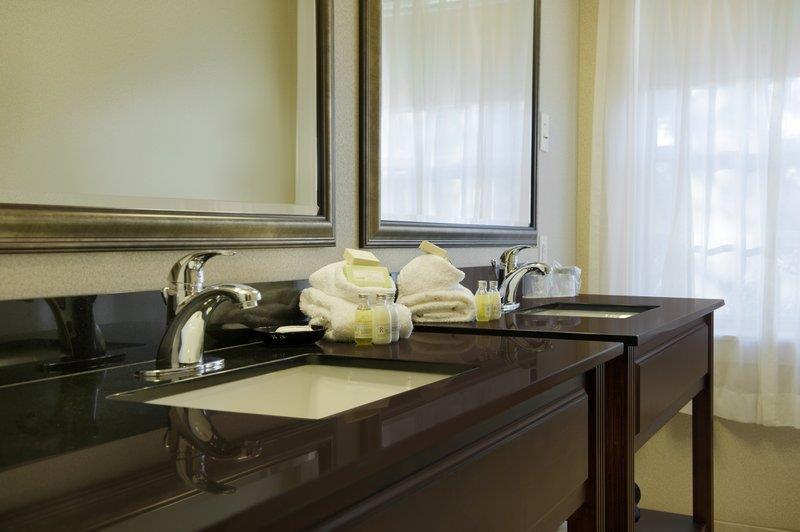 Wingate by Wyndham Bellingham Heritage Inn