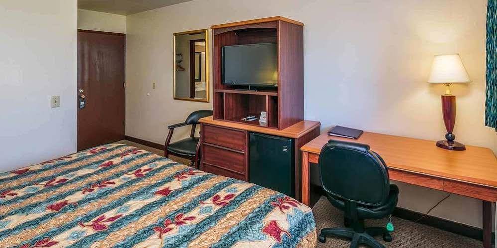 Coachman Inn
