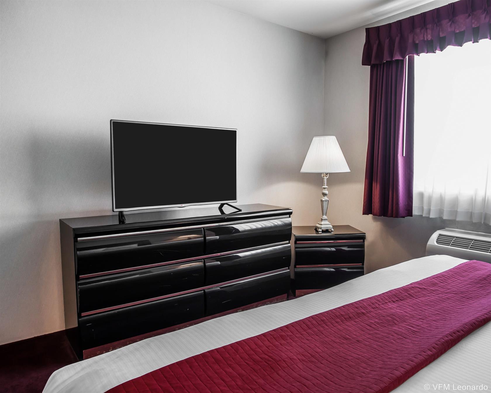 Quality Inn Grand Suites