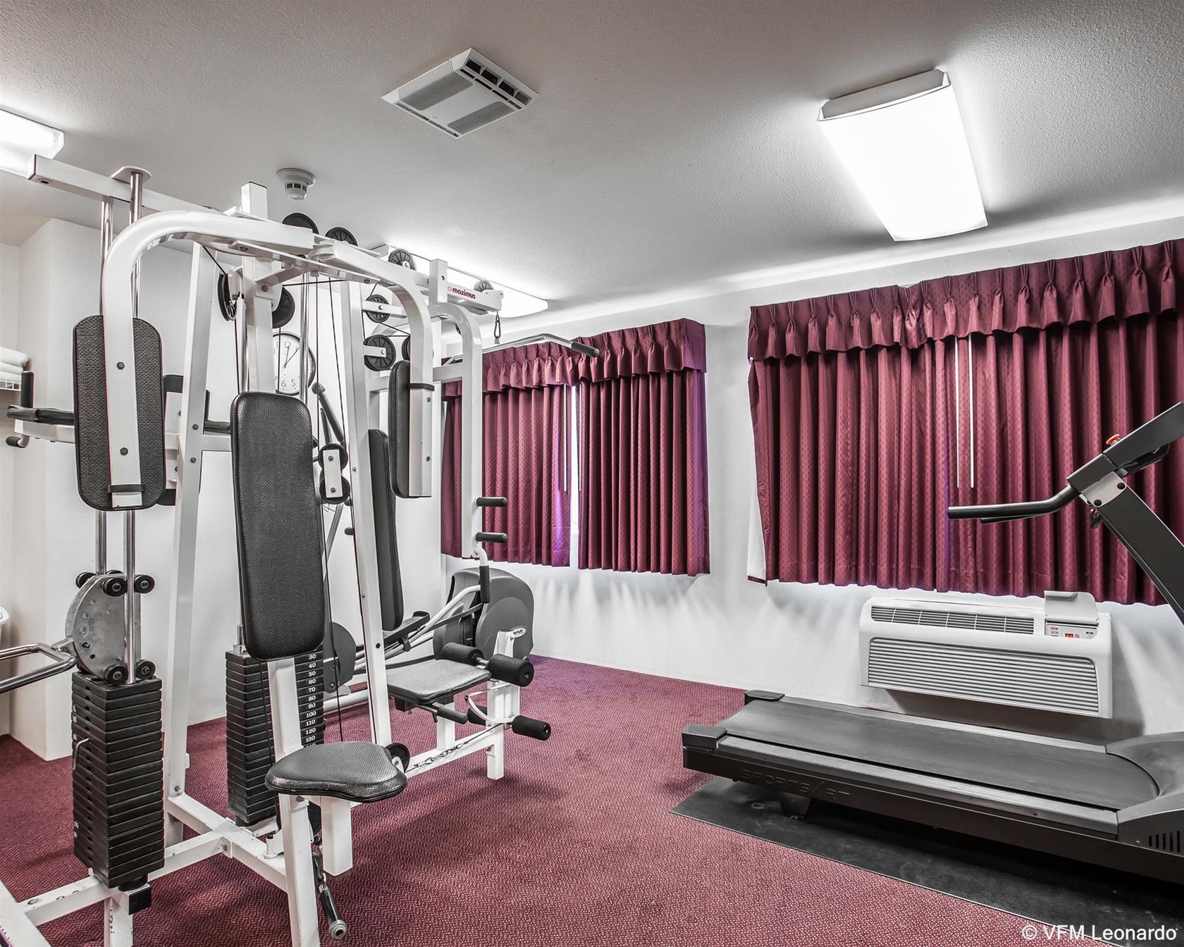 Quality Inn Grand Suites