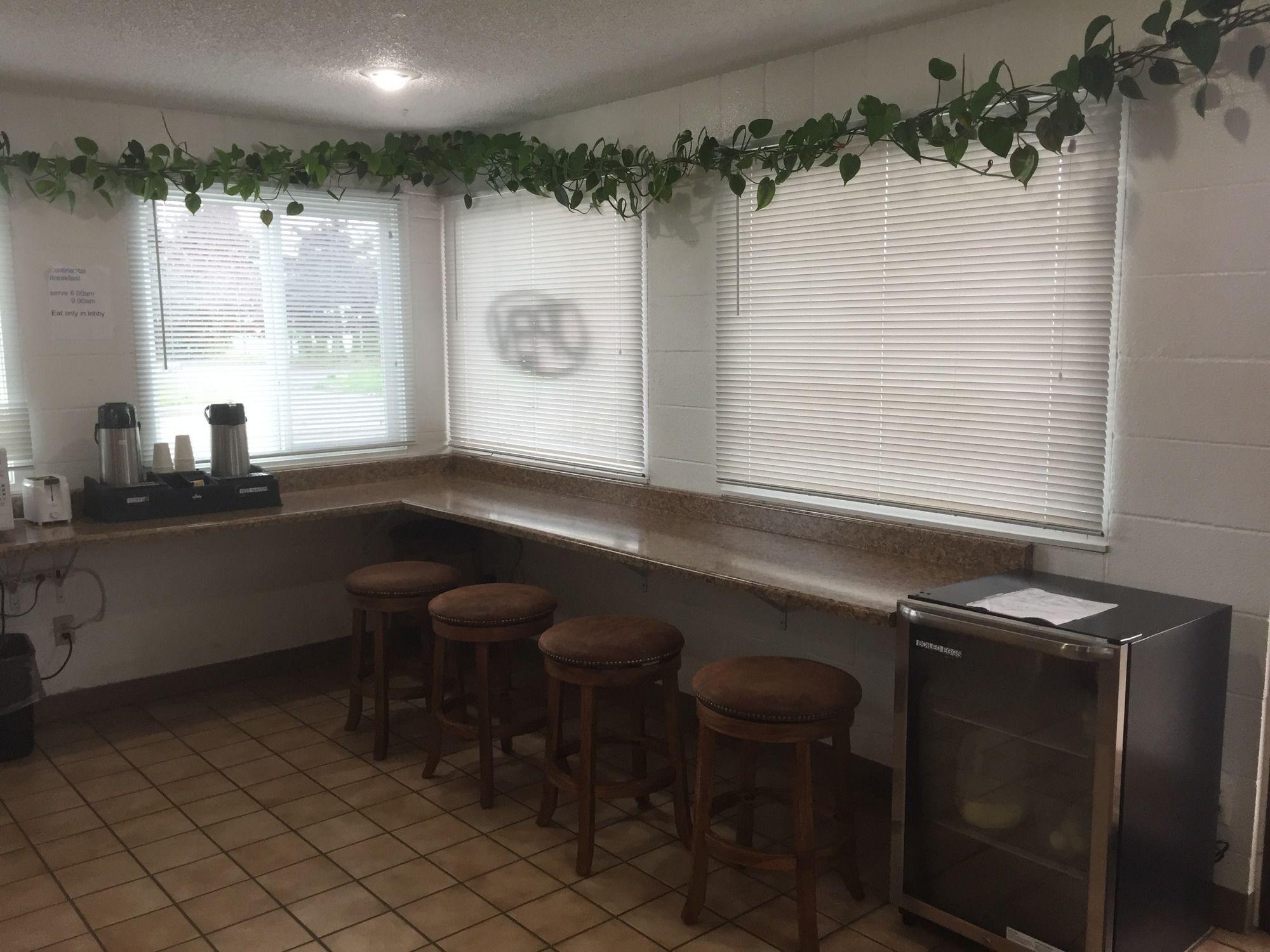 Northwoods Motel