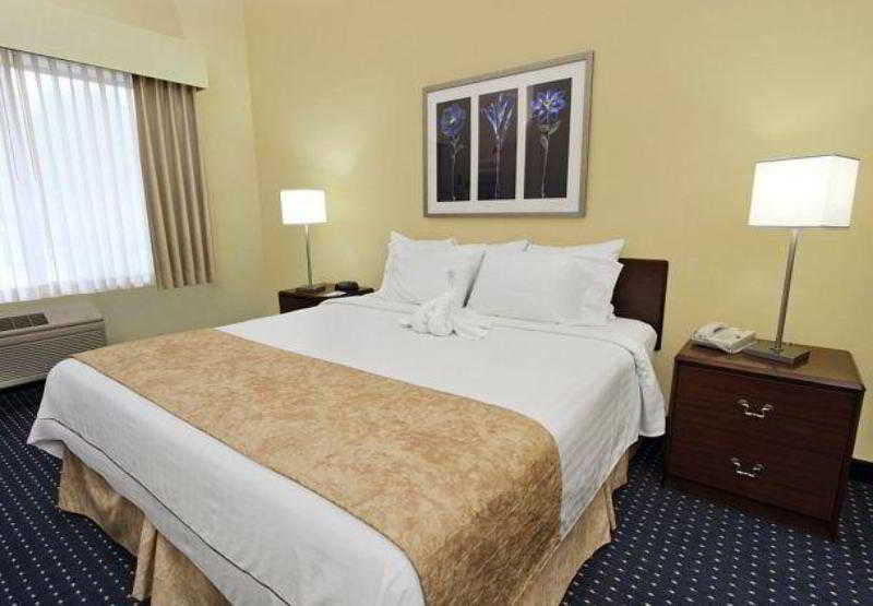 Holiday Inn & Suites Bothell