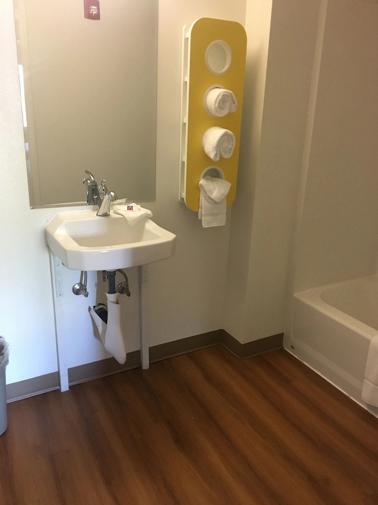 Motel 6 Bremerton