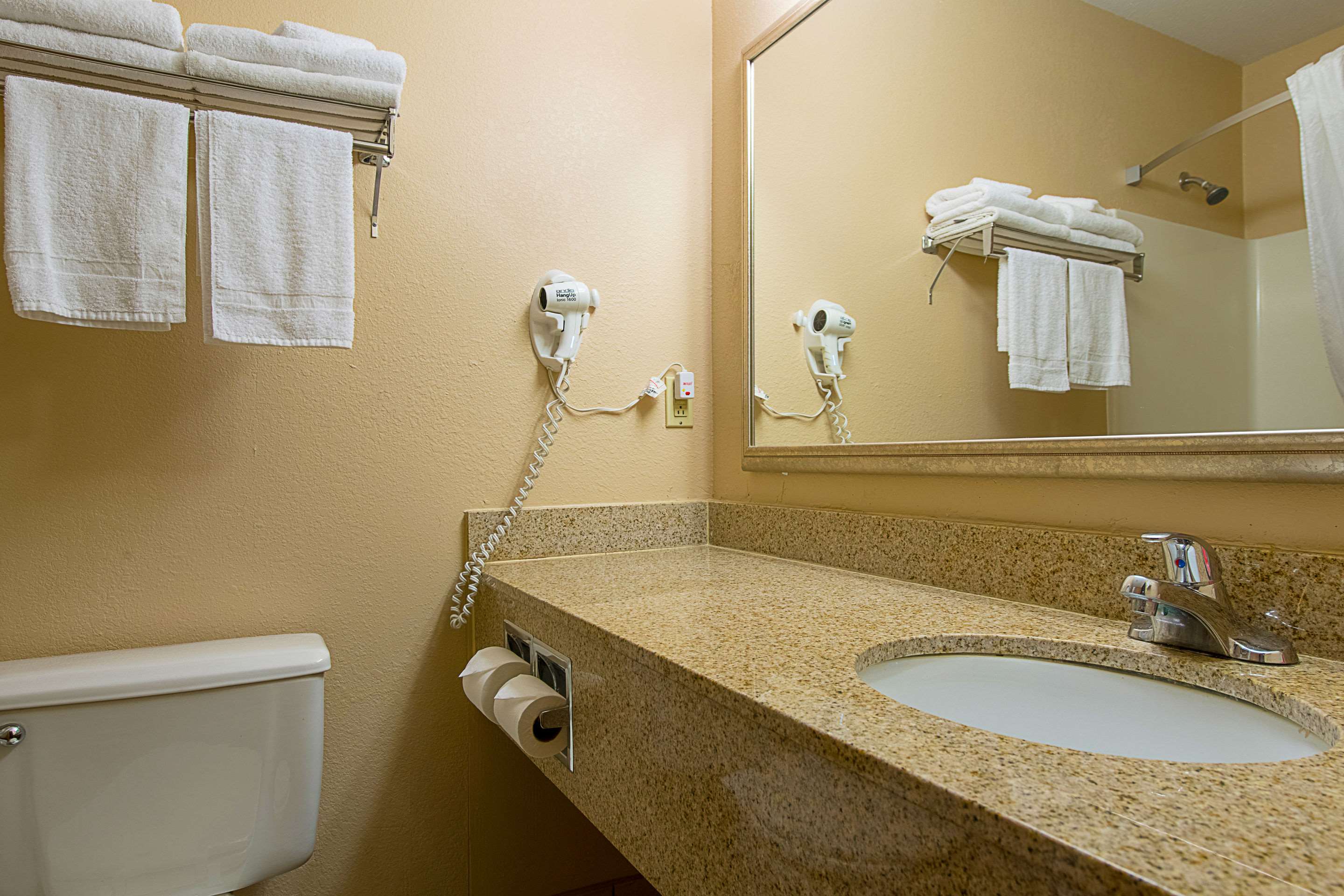 Econo Lodge Buckley