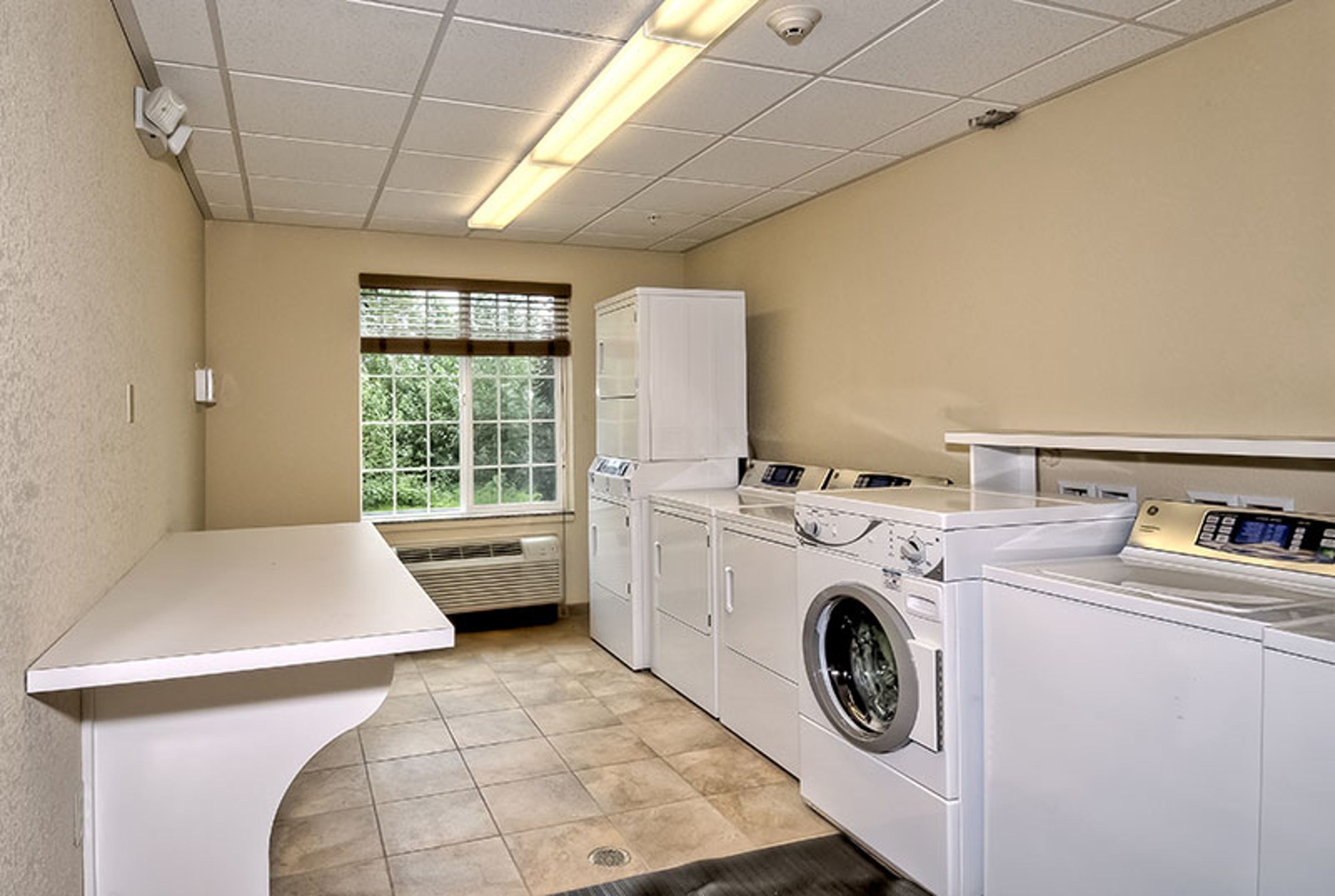 Candlewood Suites Burlington South
