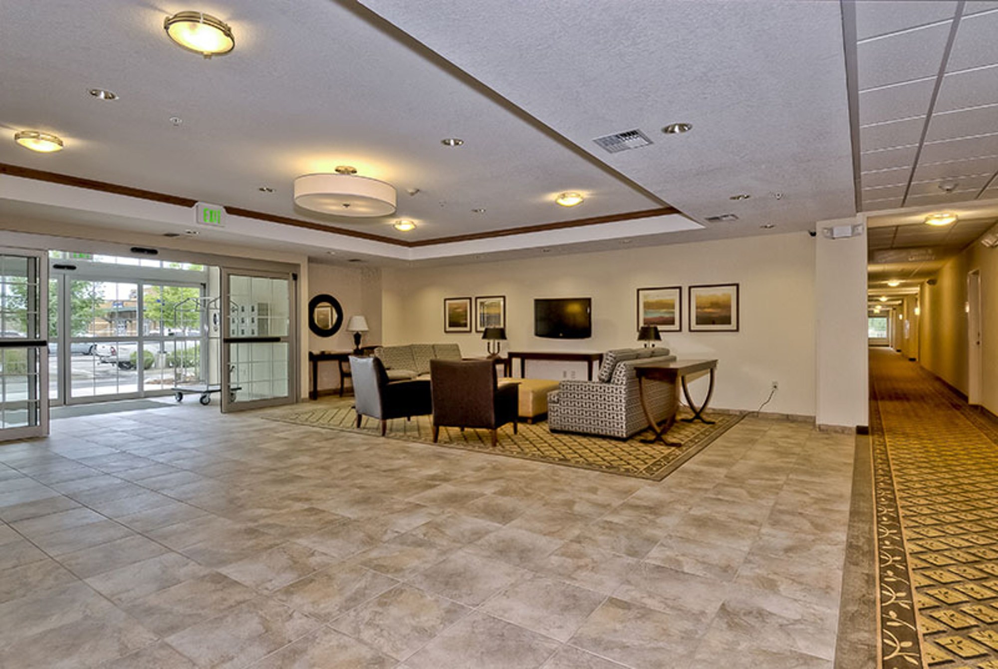 Candlewood Suites Burlington South