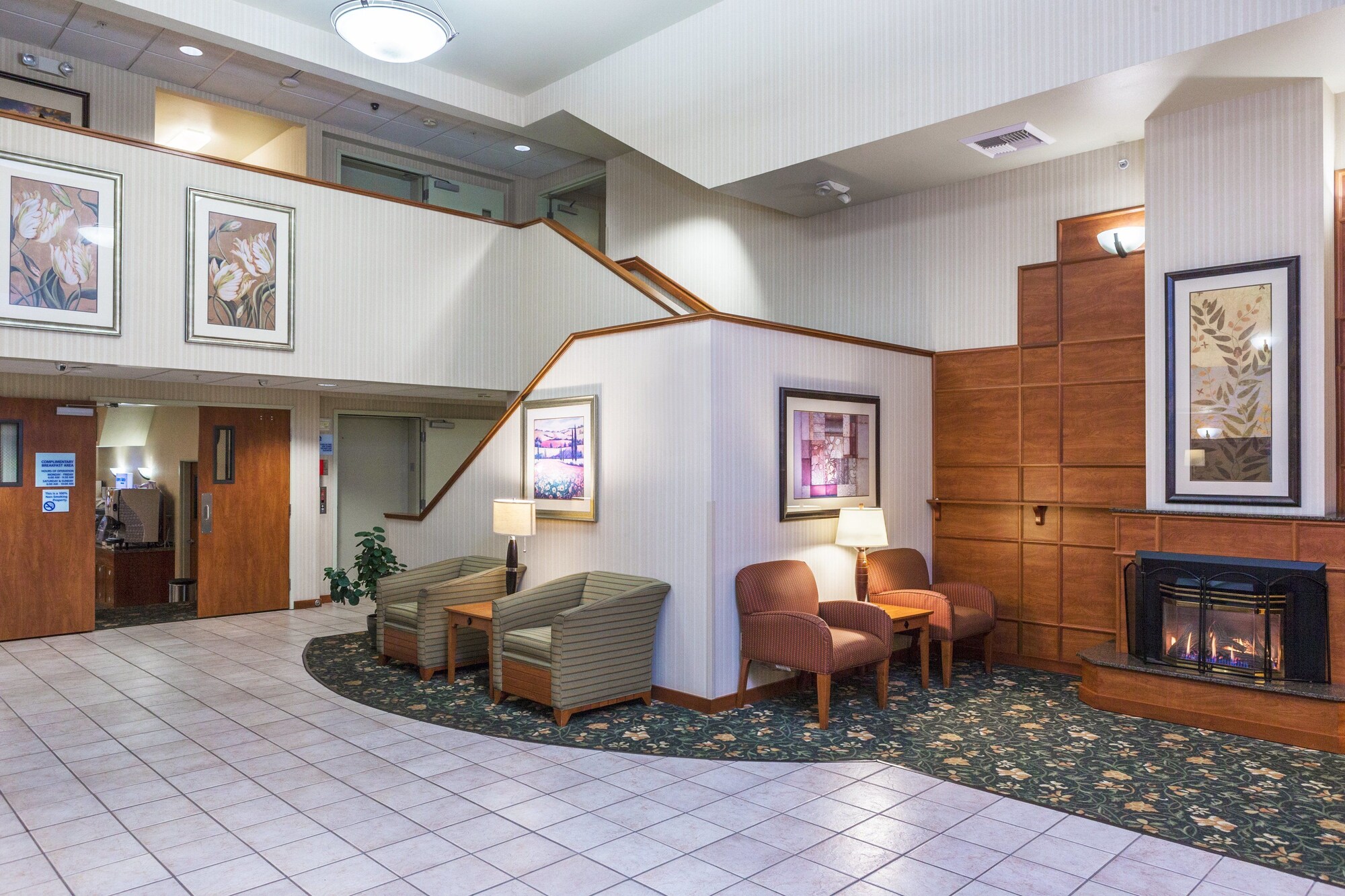 Holiday Inn Express Hotel & Suites Burlington