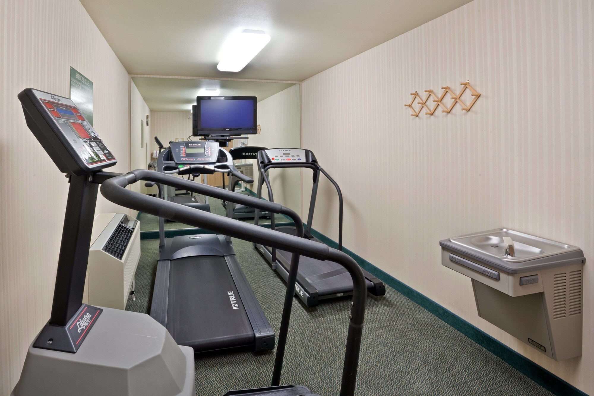 Holiday Inn Express Hotel & Suites Burlington
