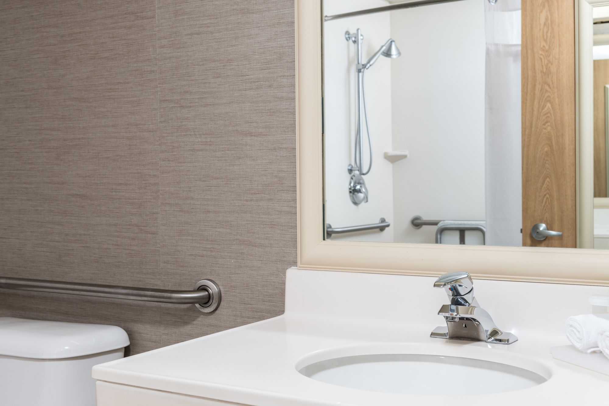 Holiday Inn Express Hotel & Suites Burlington