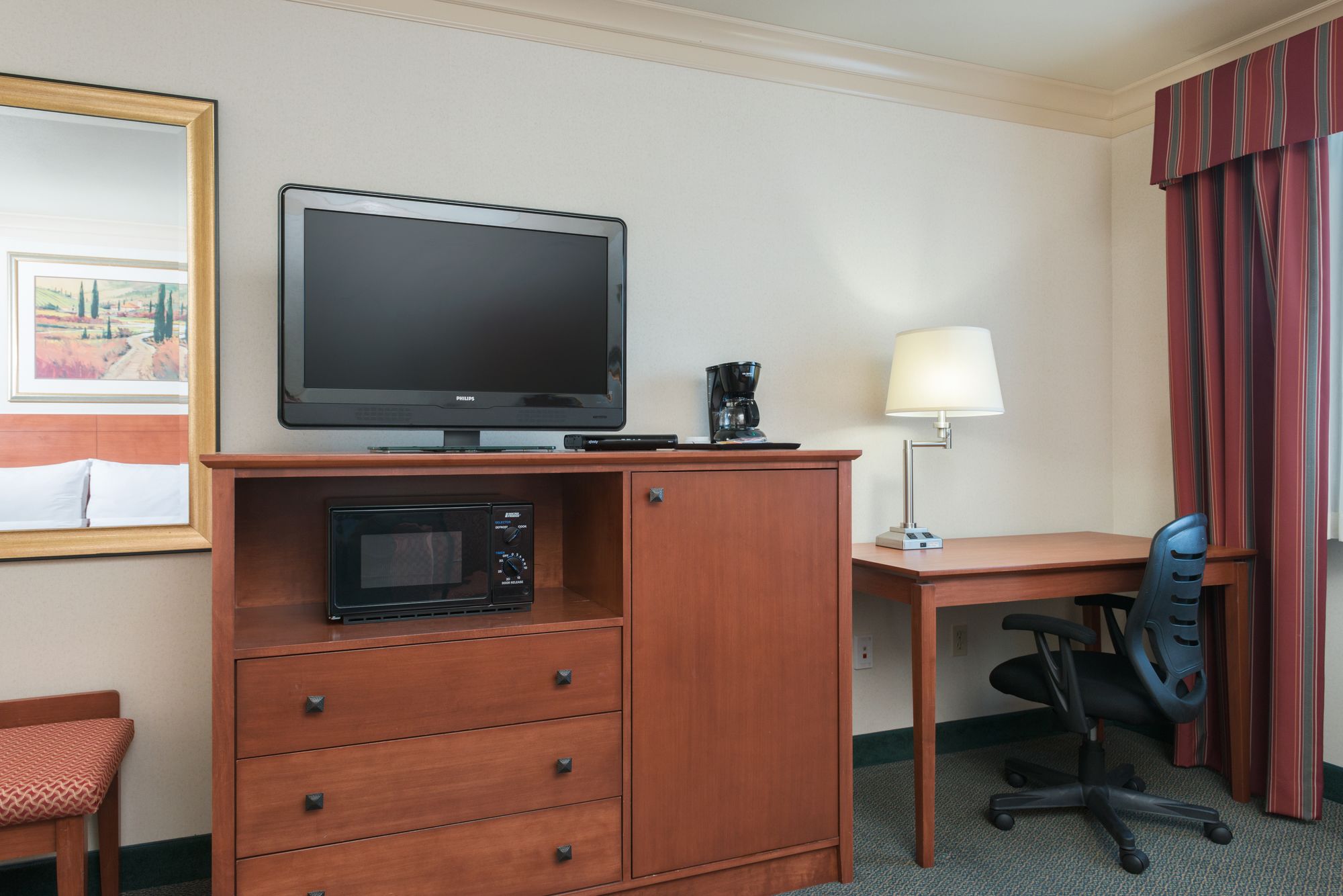 Holiday Inn Express Hotel & Suites Burlington