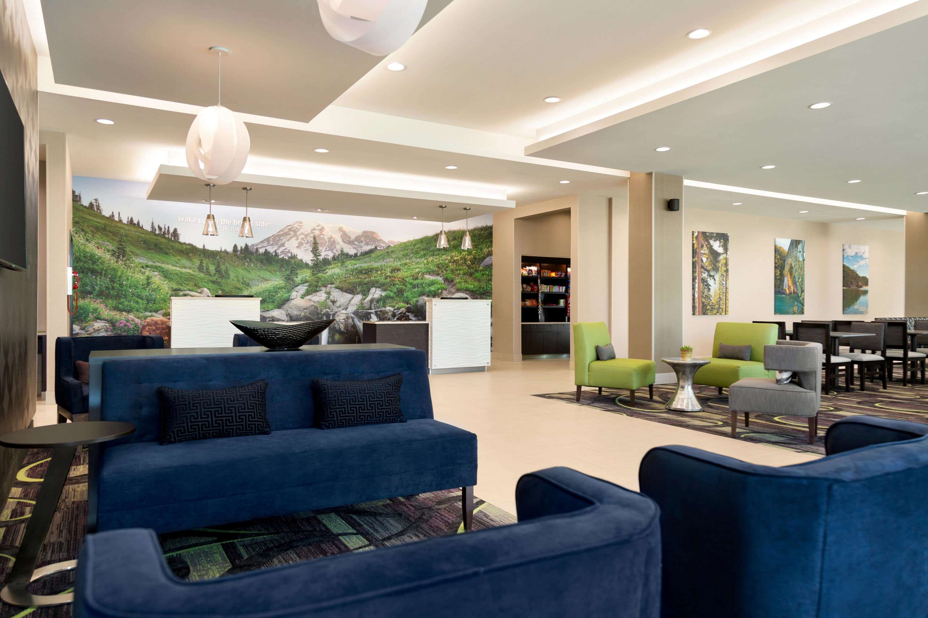 La Quinta Inn & Suites by Wyndham Burlington
