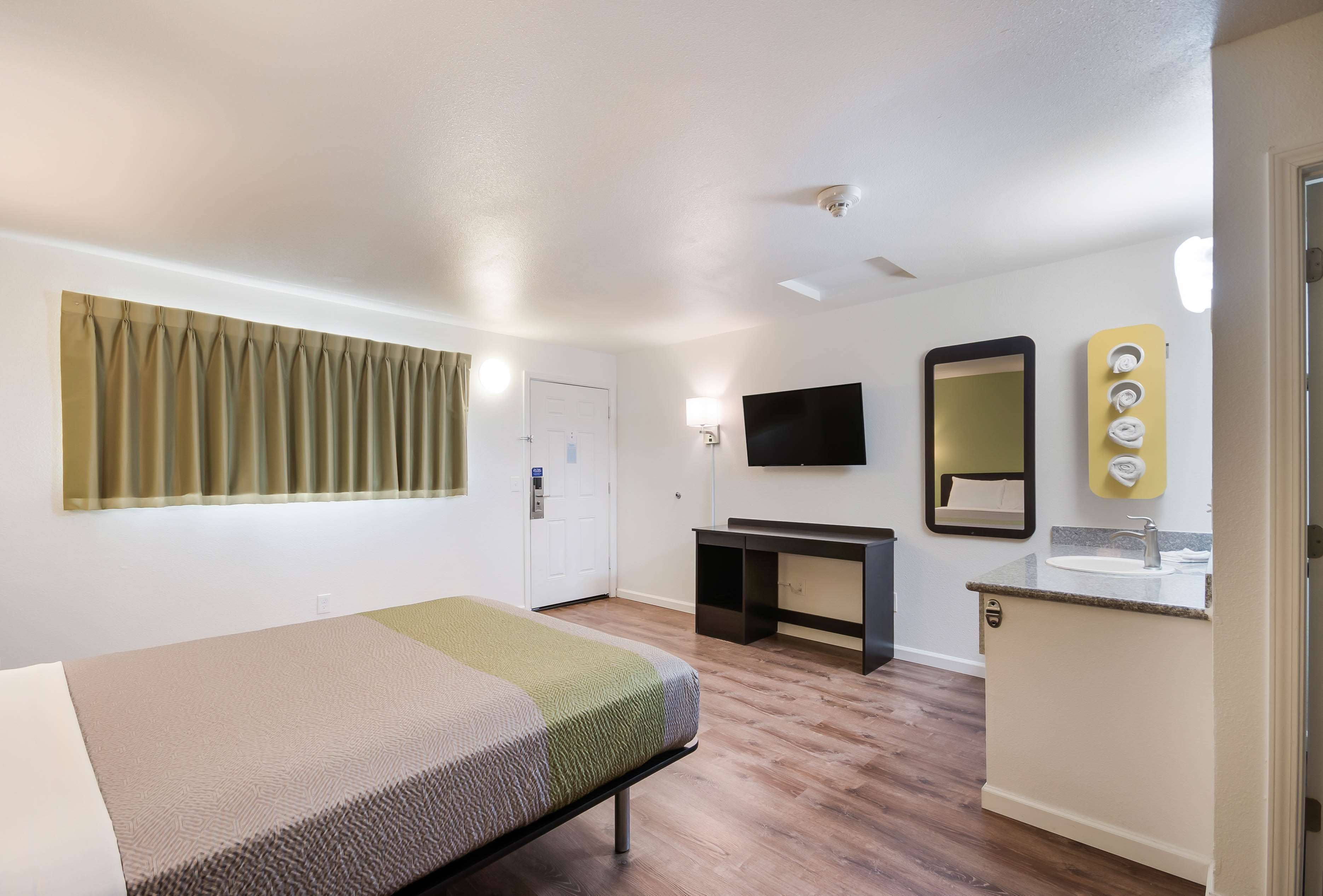 Motel 6 Burlington