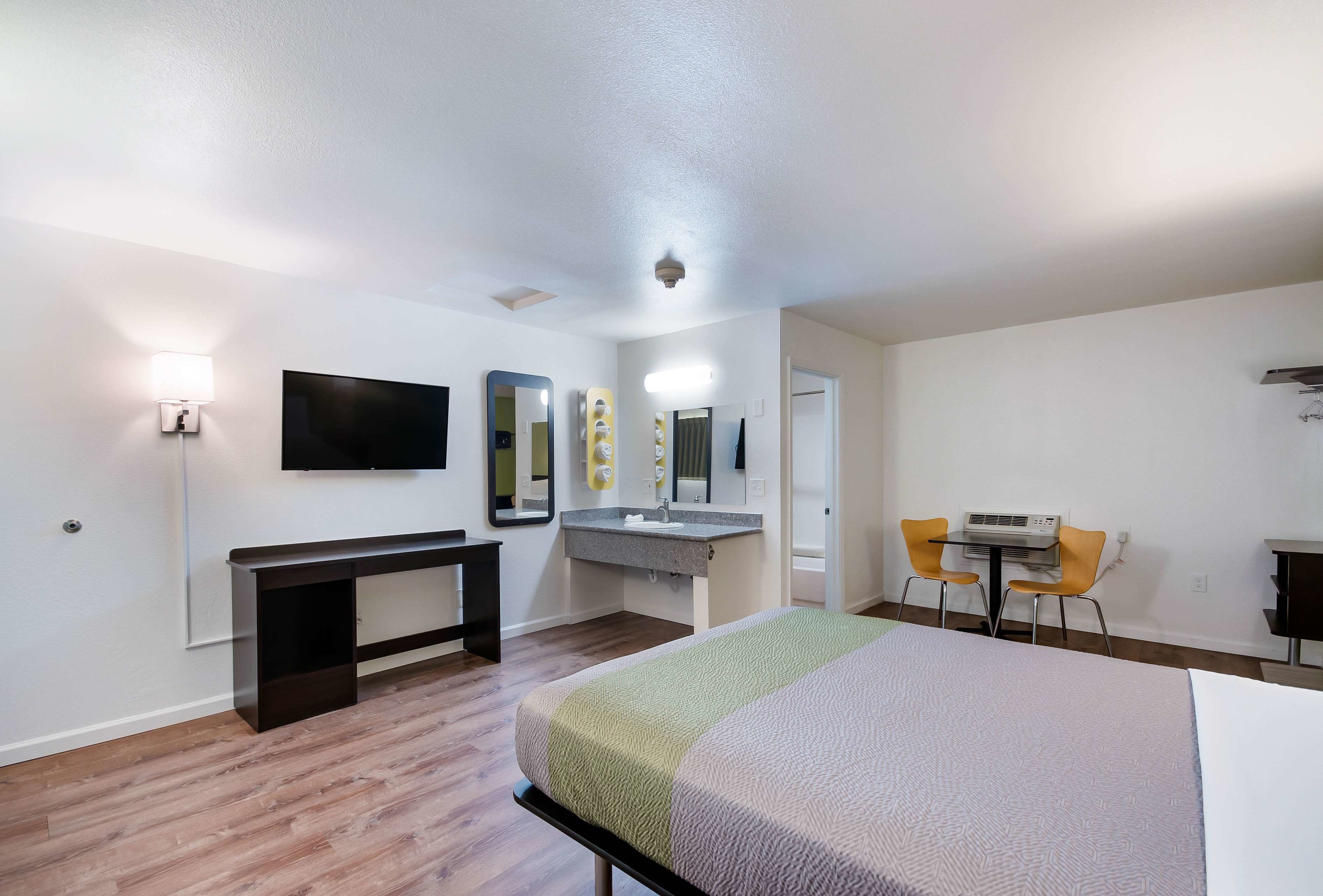 Motel 6 Burlington