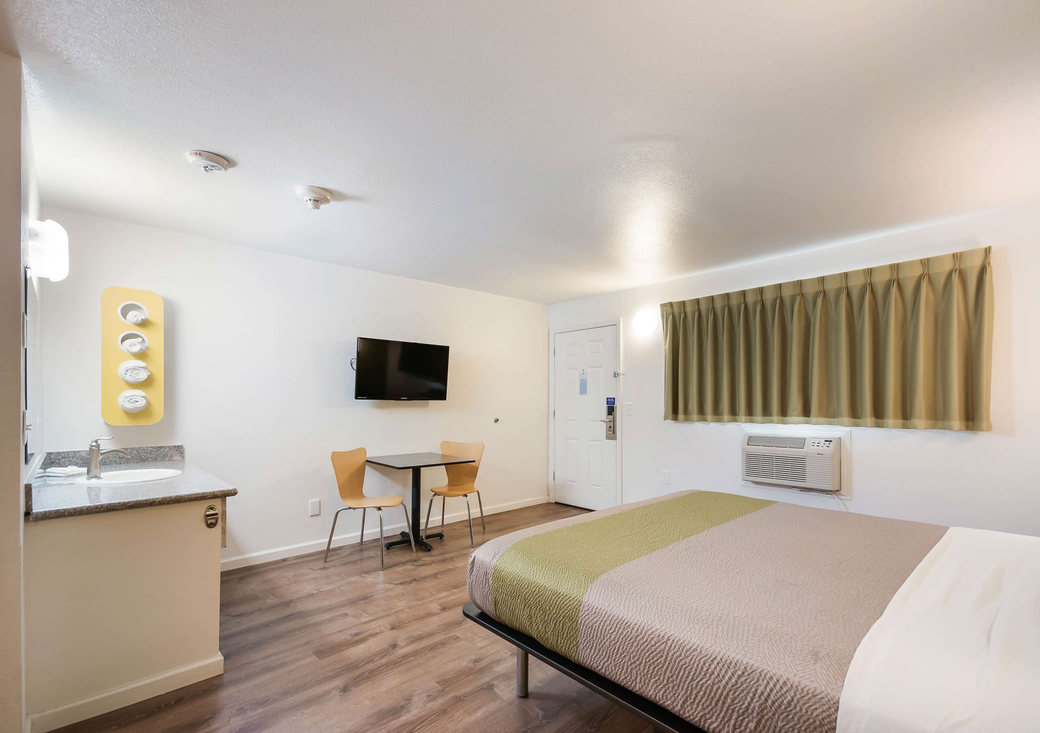 Motel 6 Burlington