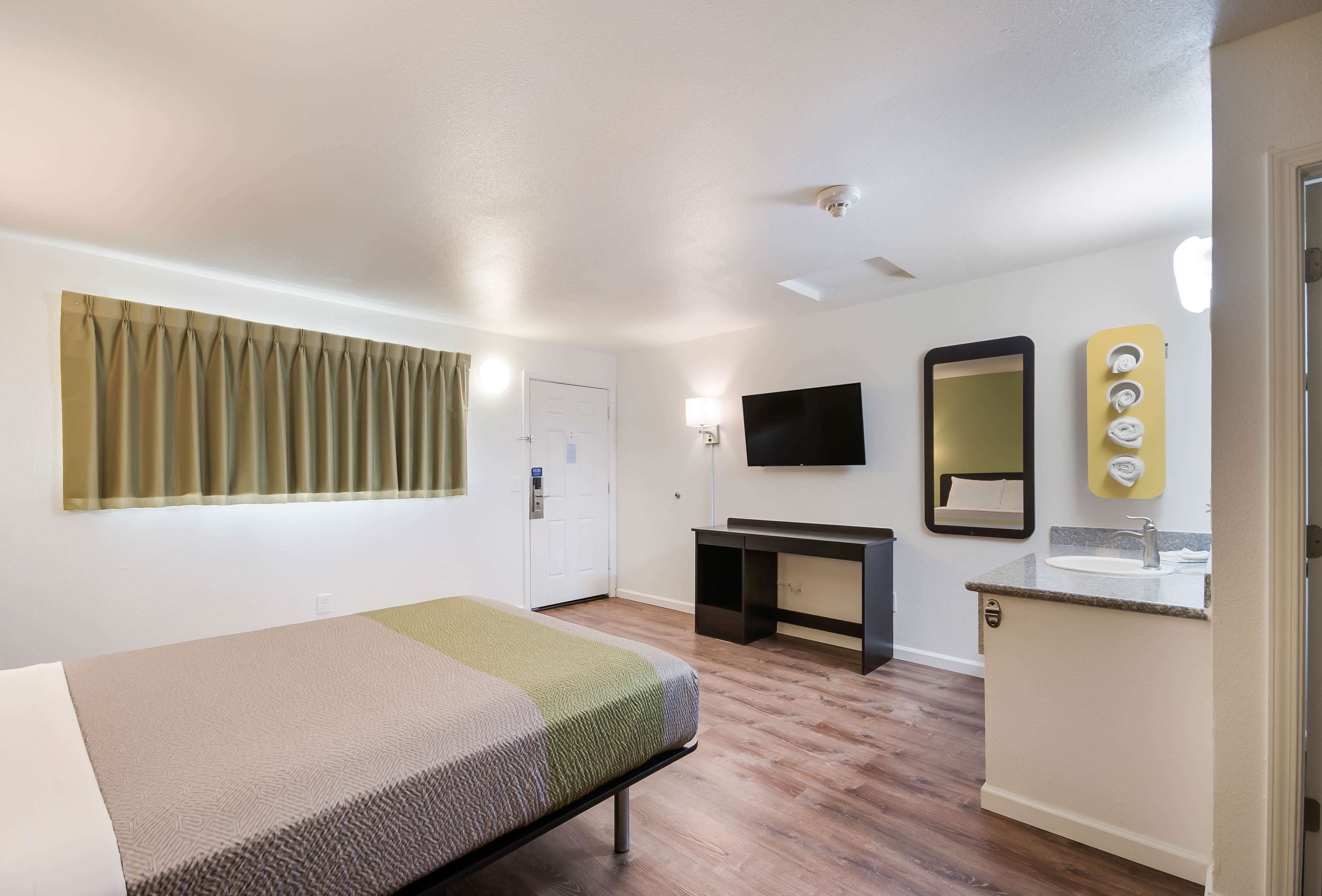 Motel 6 Burlington