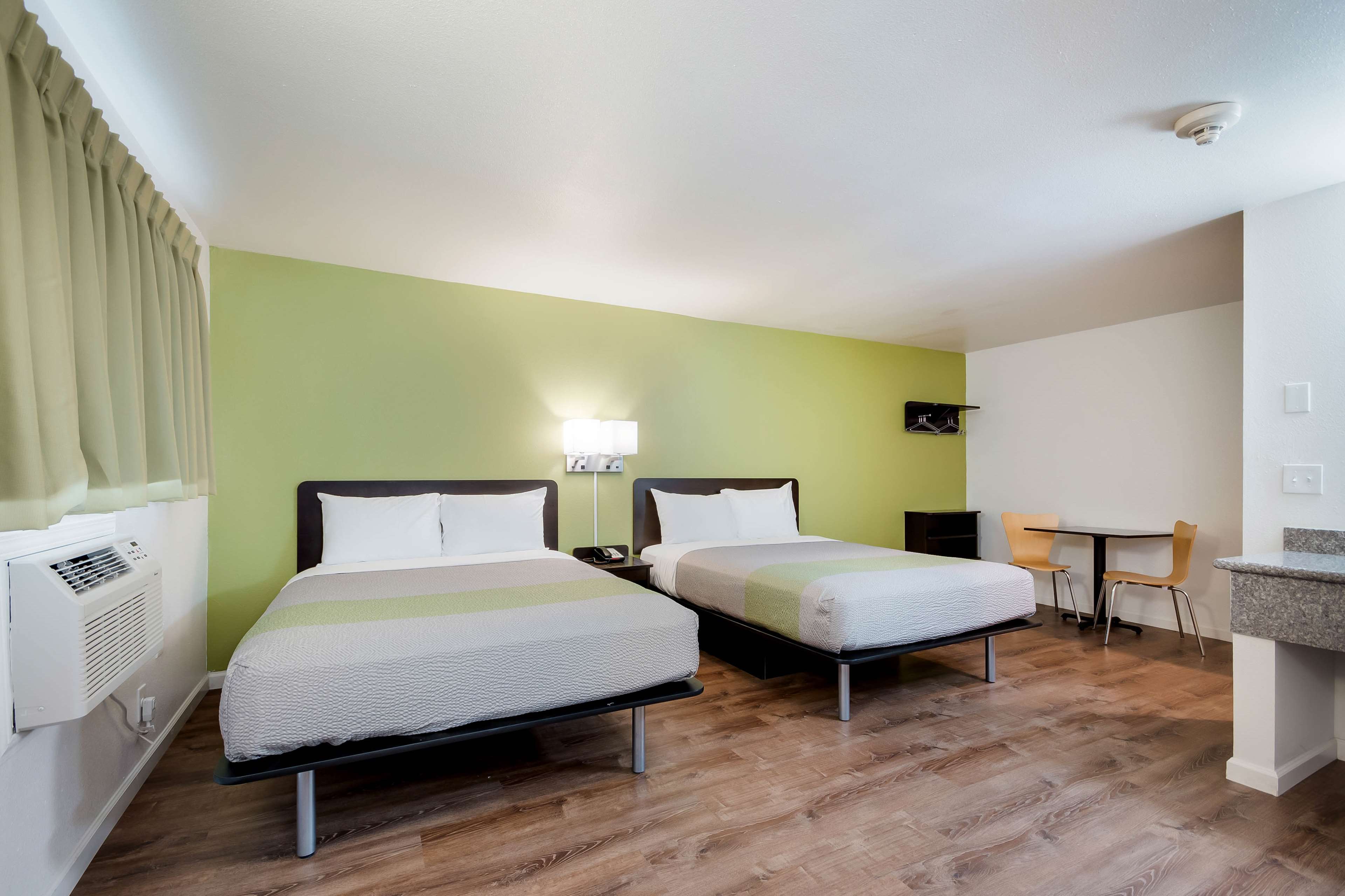 Motel 6 Burlington