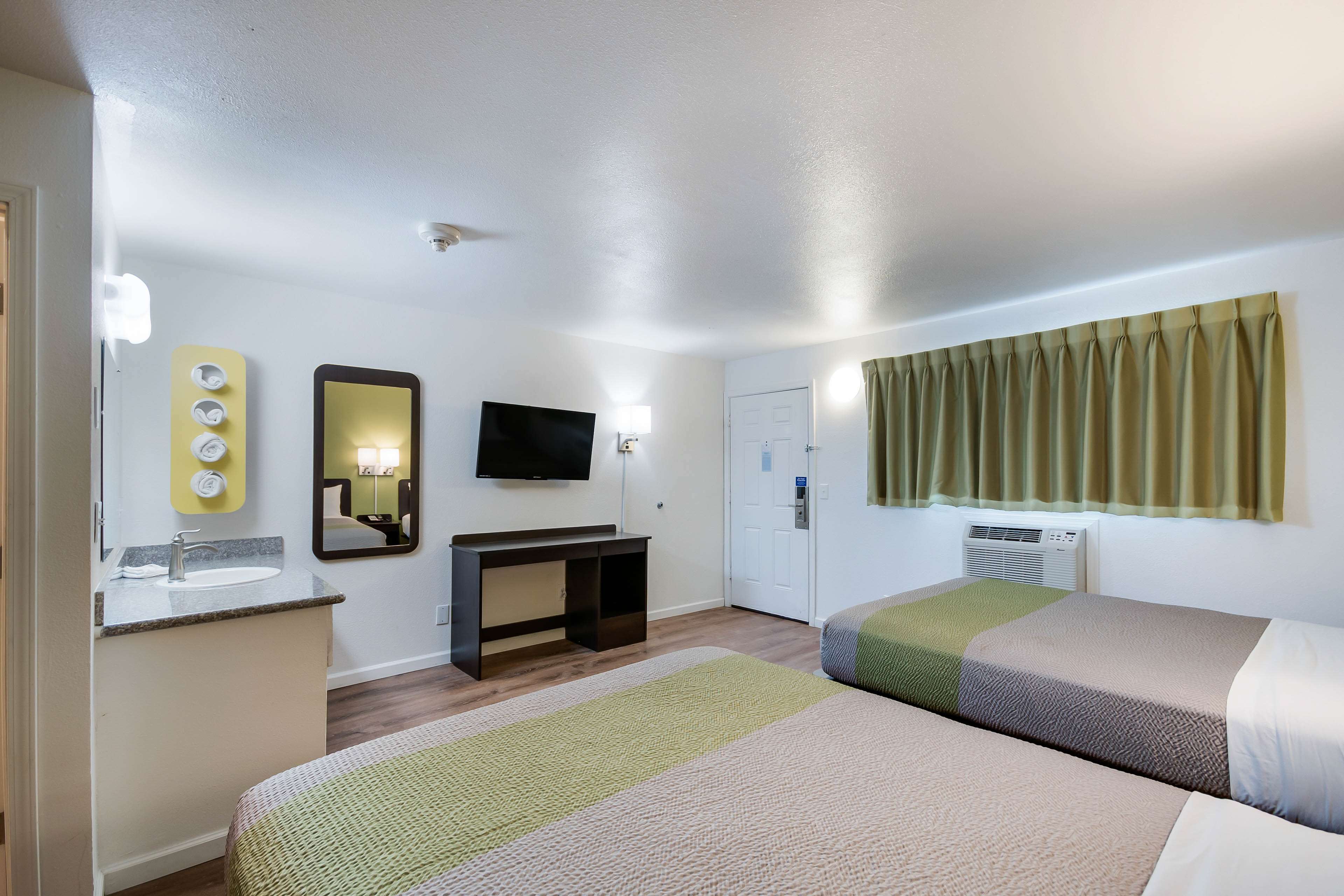 Motel 6 Burlington