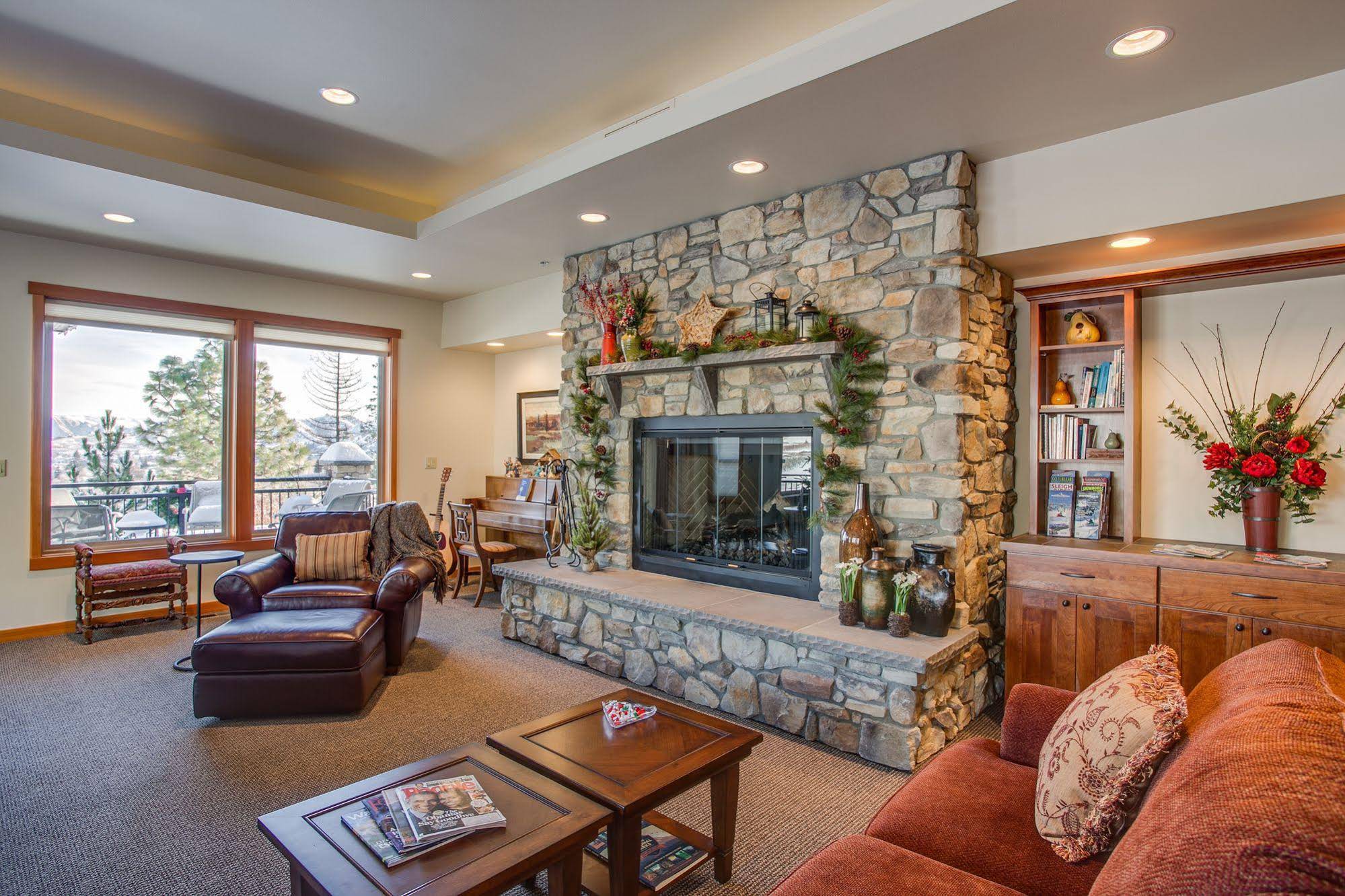 Cascade Valley Inn