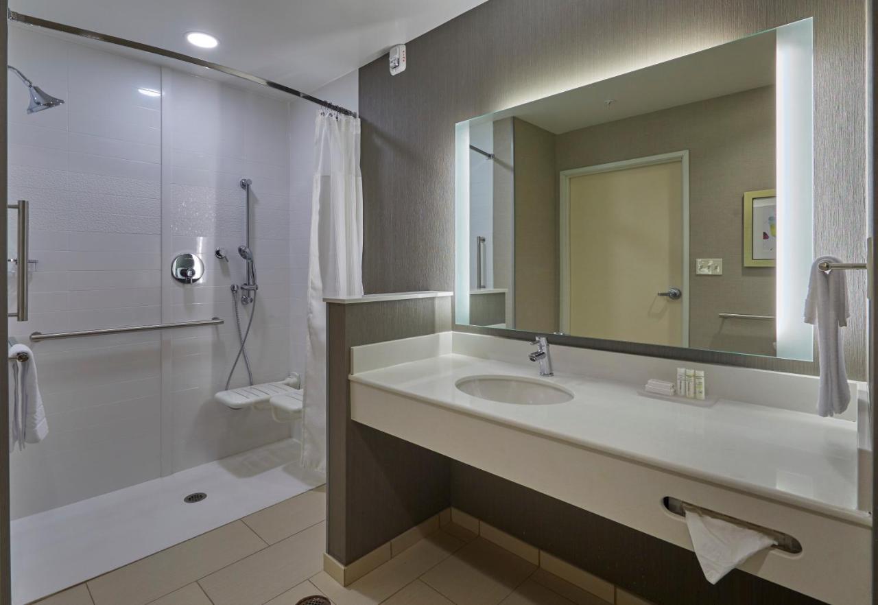 Fairfield Inn & Suites Grand Mound Centralia