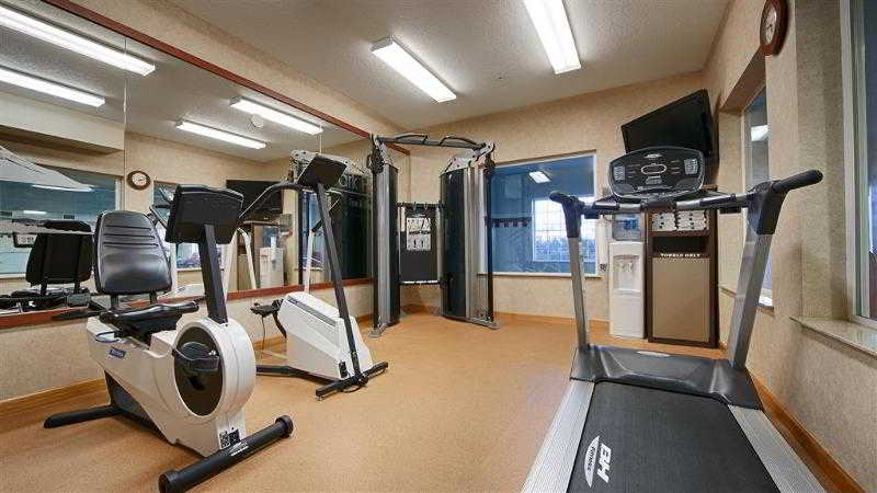 Best Western Plus Park Place Inn & Suites